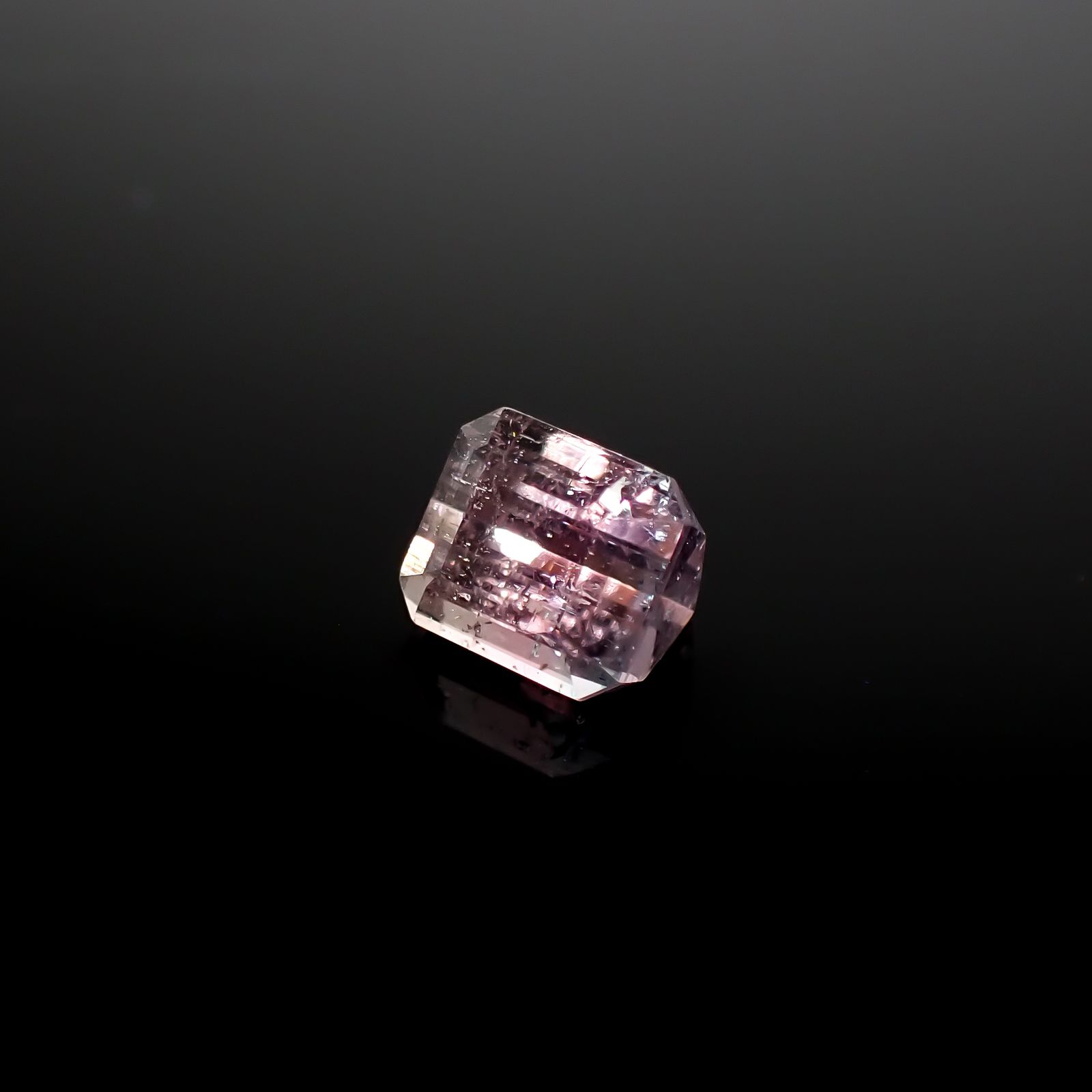 バイカラートルマリン アフガニスタン産 2.00ct [241029399]6.8x6.1mm前後