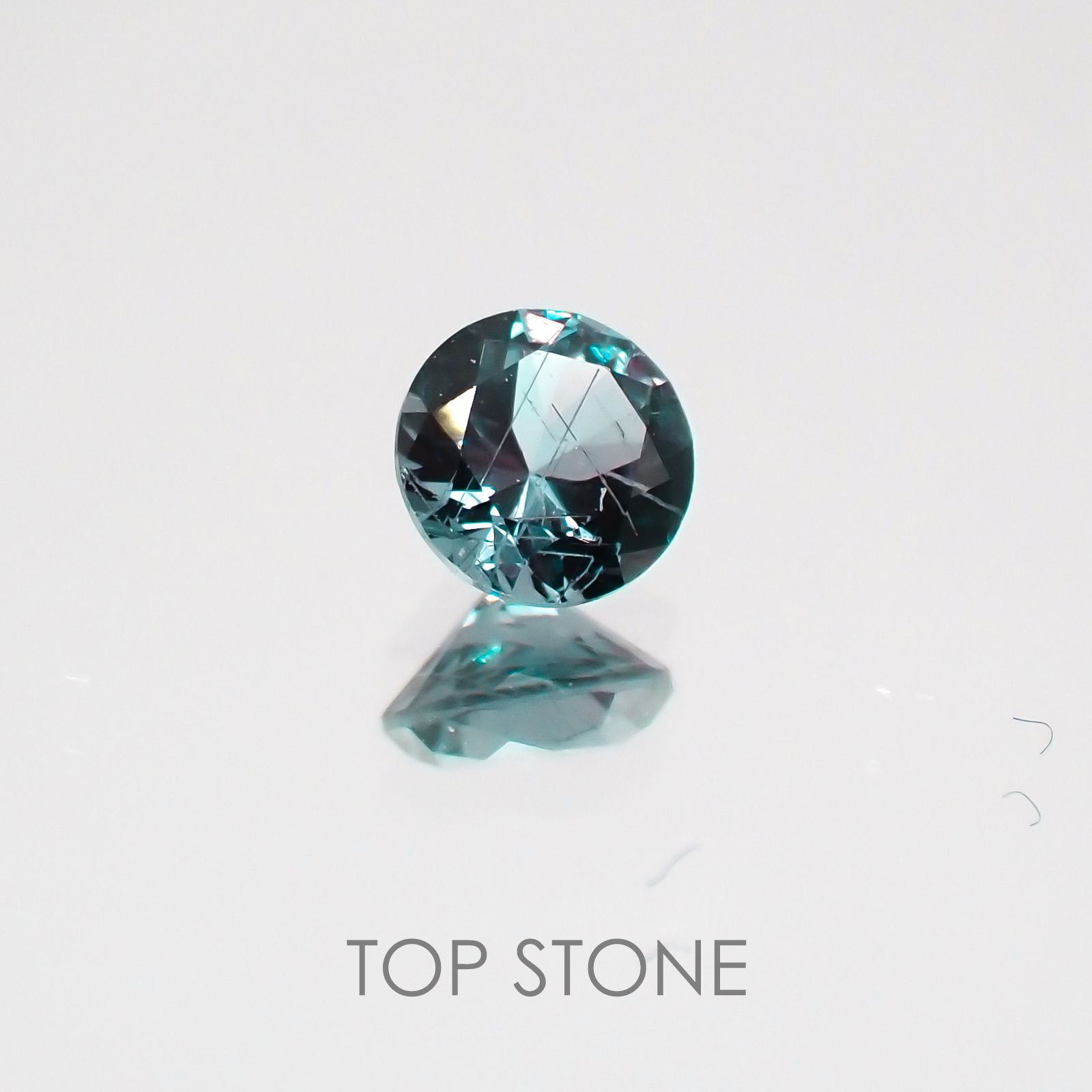 カラーチェンジガーネット(アレキタイプ) マダガスカル・ベキリー産 ルース 0.22ct[21059879]3.6×3.6mm前後