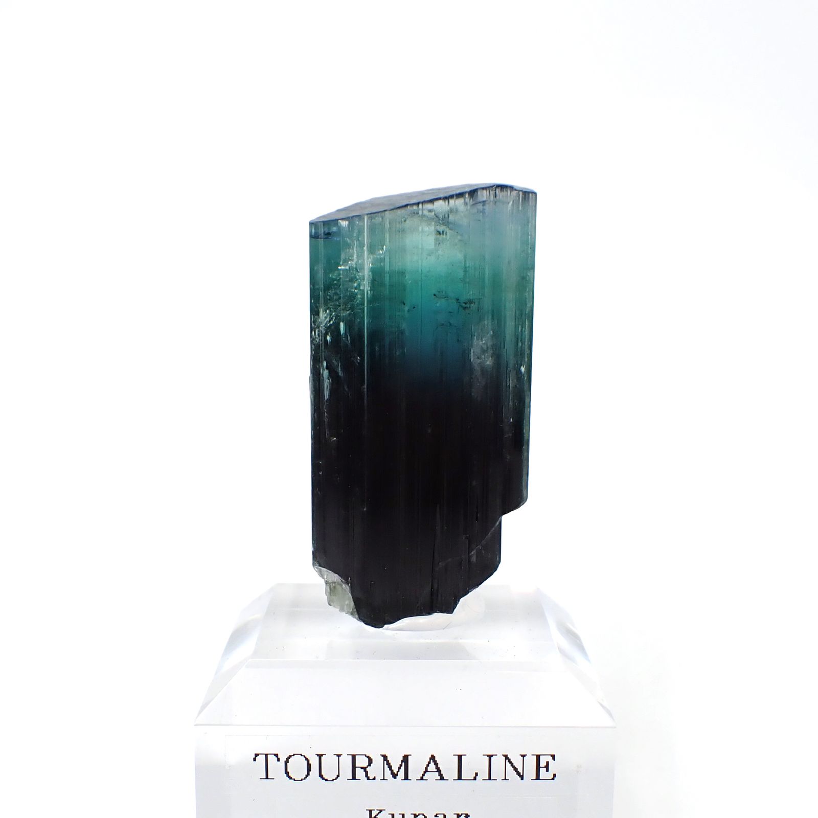 トルマリン柱状結晶原石 アフガニスタン・クナル州産 アクリル台座付き 132.24ct(26.44g) / 15.7x22.7x41.8mm前後 [260632366]