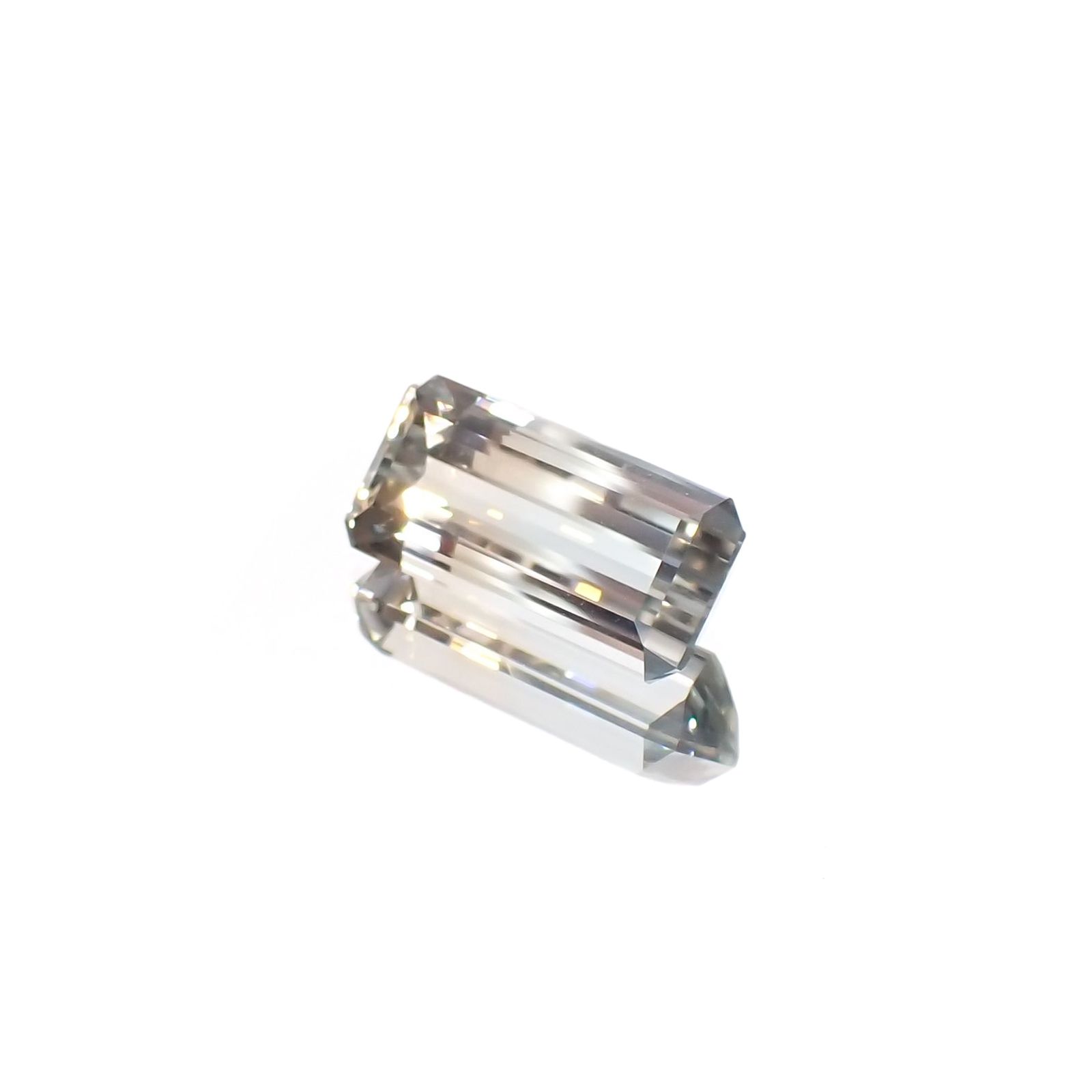 バイカラートパーズ ウクライナ産 2.77ct / 11.4x5.4mm前後 [231024044]