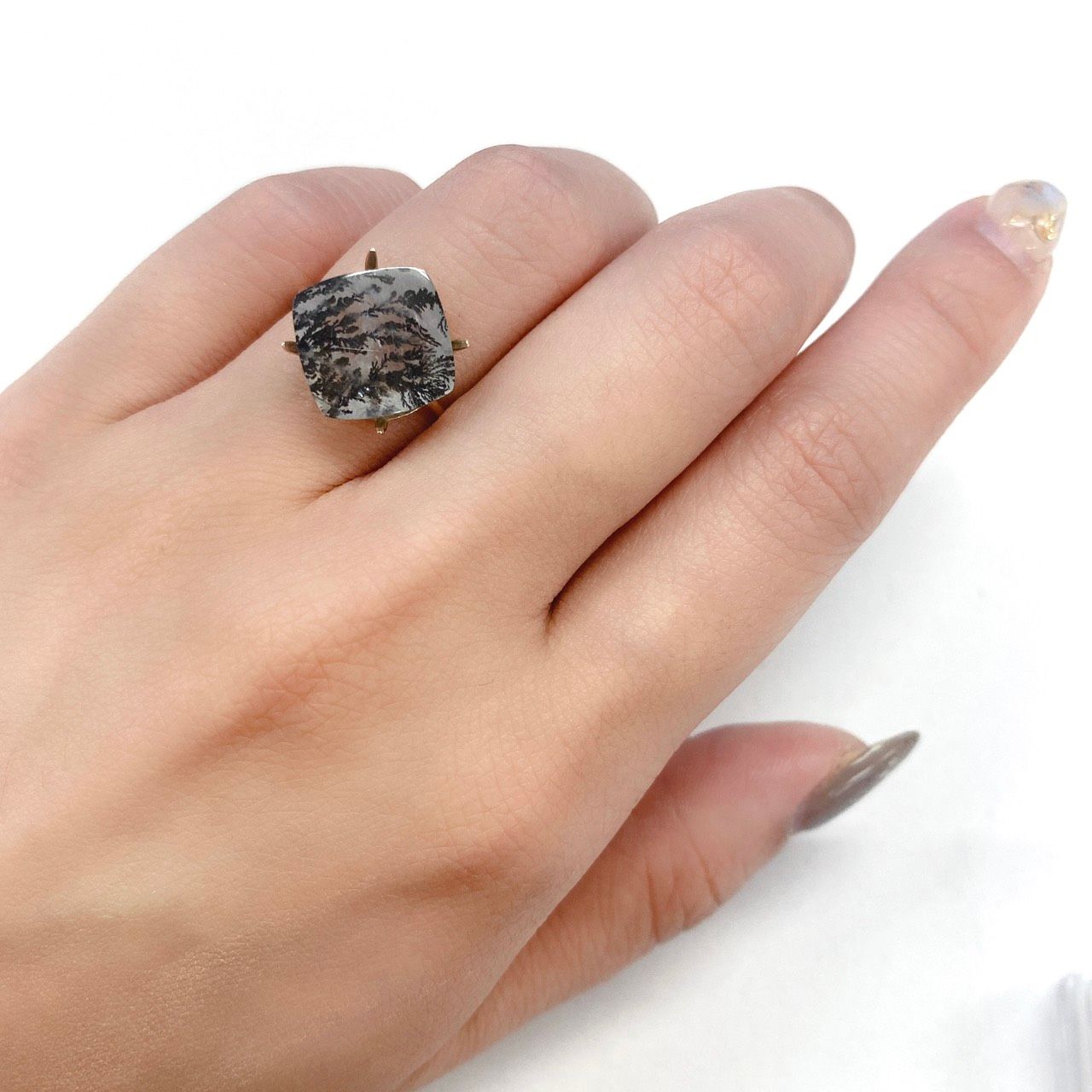 デンドリチッククォーツ ブラジル産 ルース 5.15ct[210510913]12×11.4mm前後