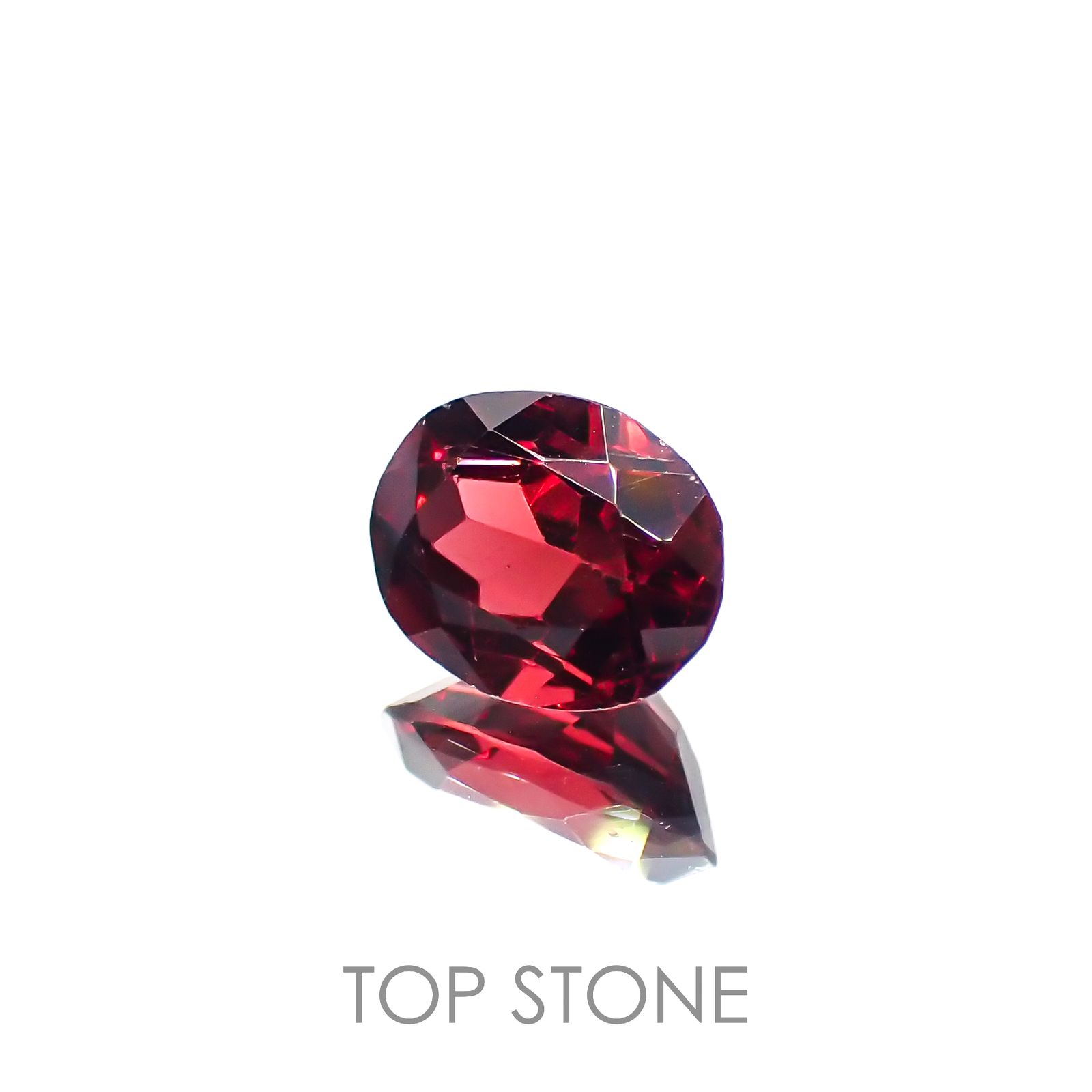 パイロープアルマンディンガーネット(宝石名パイロープ アルマンディン・ガーネット)ブラジル産 1.82ct 識別済[221219543]8.2x6.4mm前後