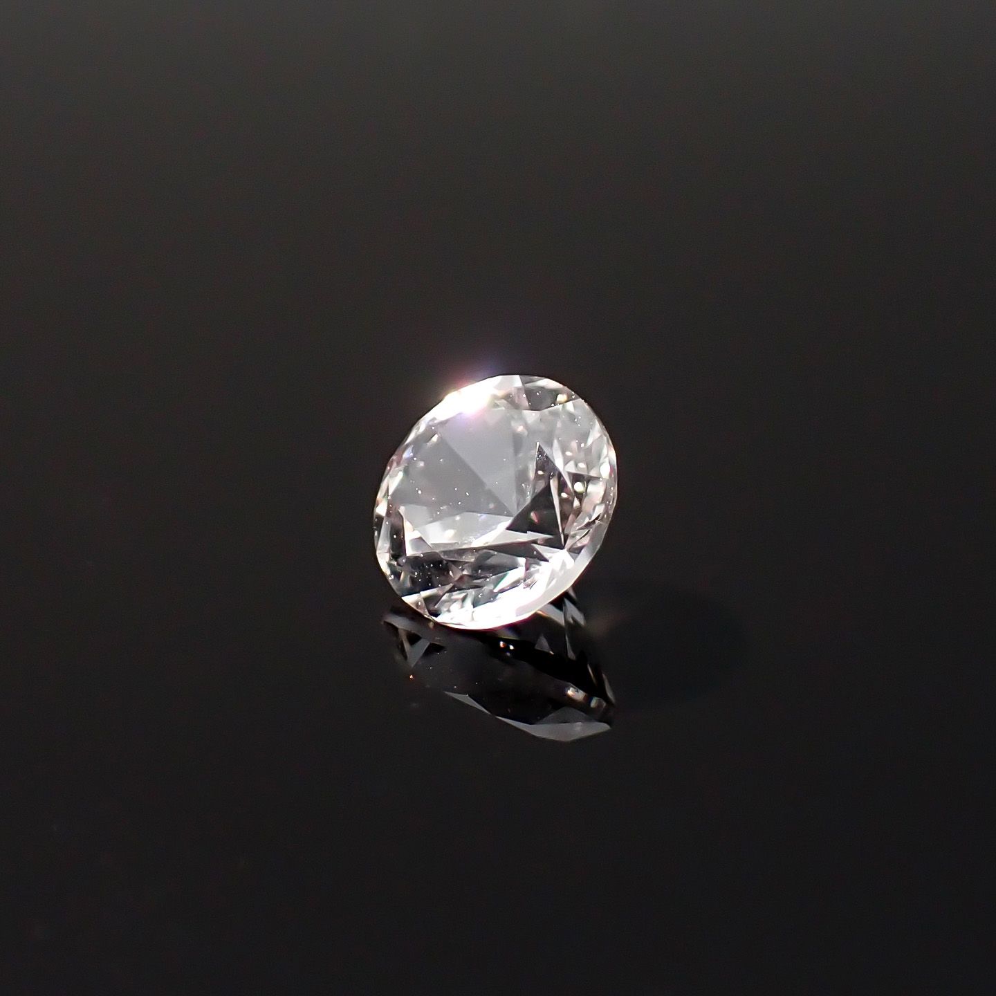 フェナカイト ロシア産 0.53ct / 5.2x5.2mm前後 [260632427]