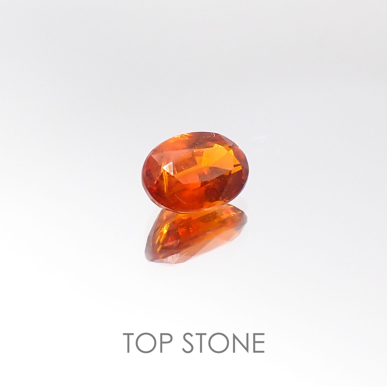 オレンジカイヤナイト タンザニア産 ルース 1.03ct[20105997]7.1×5mm前後