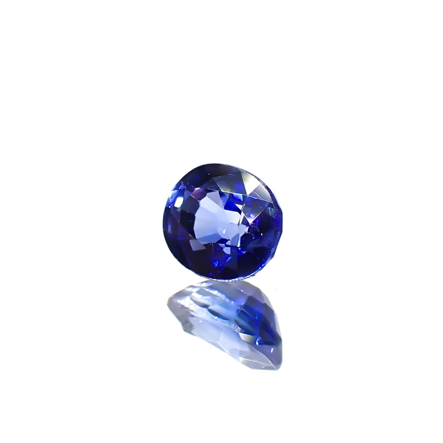 サファイア(宝石名サファイア)スリランカ/マダガスカル産 0.40ct 識別済[241029190]4.5x3.6mm前後