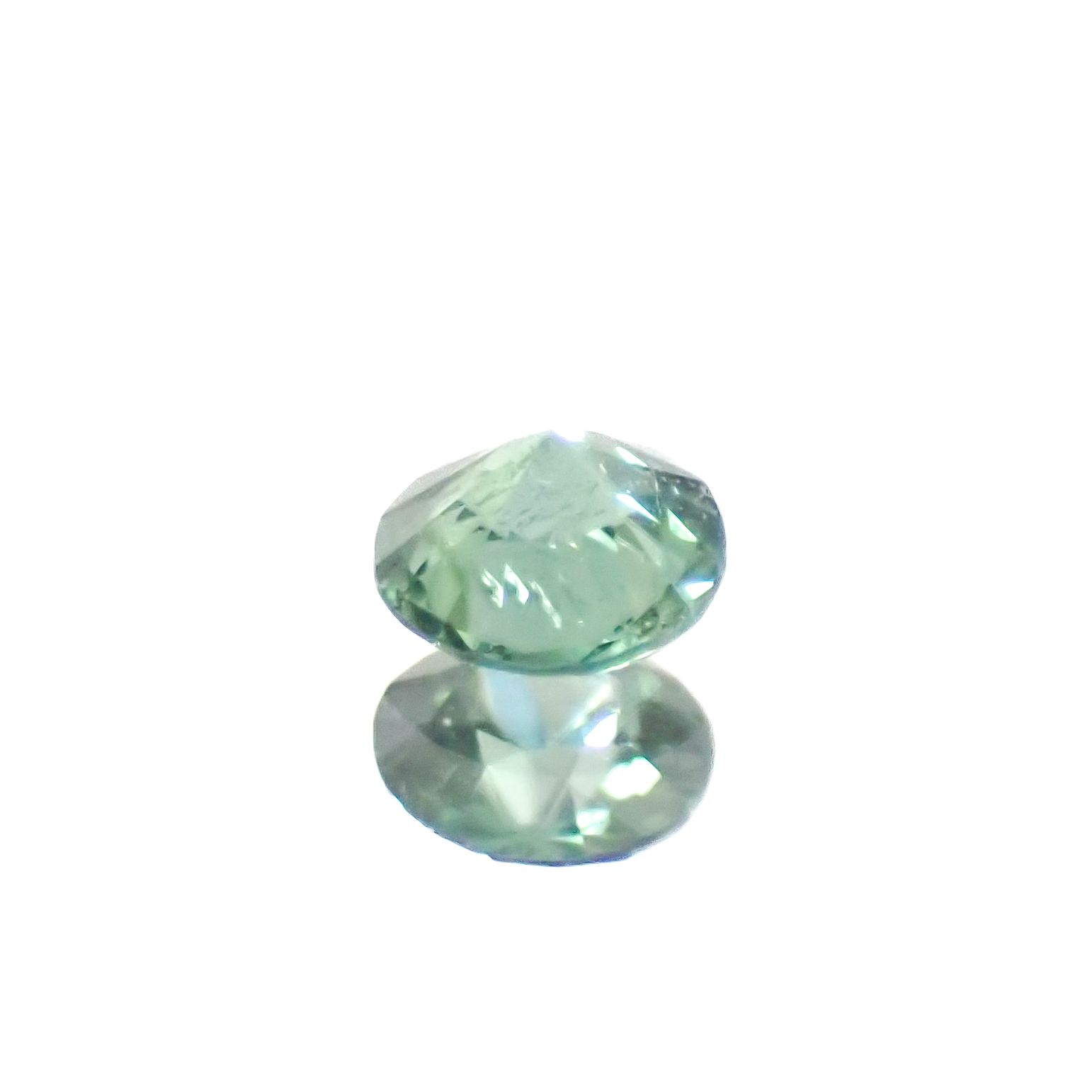 リバースカラーチェンジジルコン ミャンマー・モゴック産 0.18ct[240929177]3.2x3.2mm前後