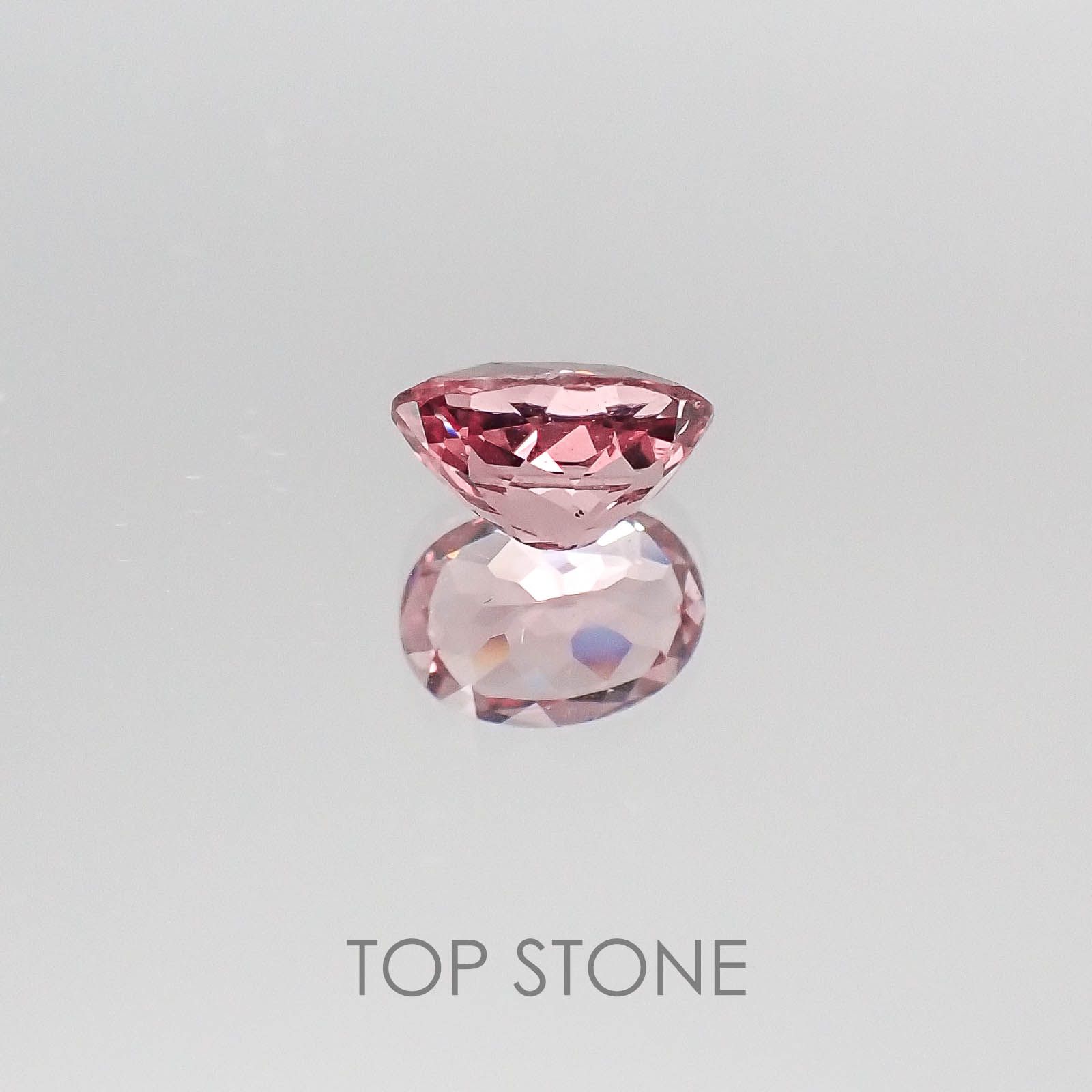 カラーチェンジマラヤガーネット タンザニア産 ルース 1.23ct[20074270]7.4×5.4mm前後