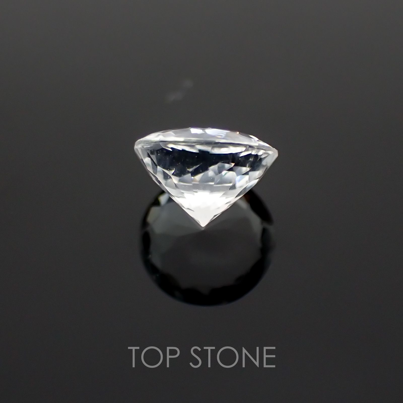テネブレッセンススキャポライト アフガニスタン産 ルース 0.45ct[21029804]5.2×5.2mm前後