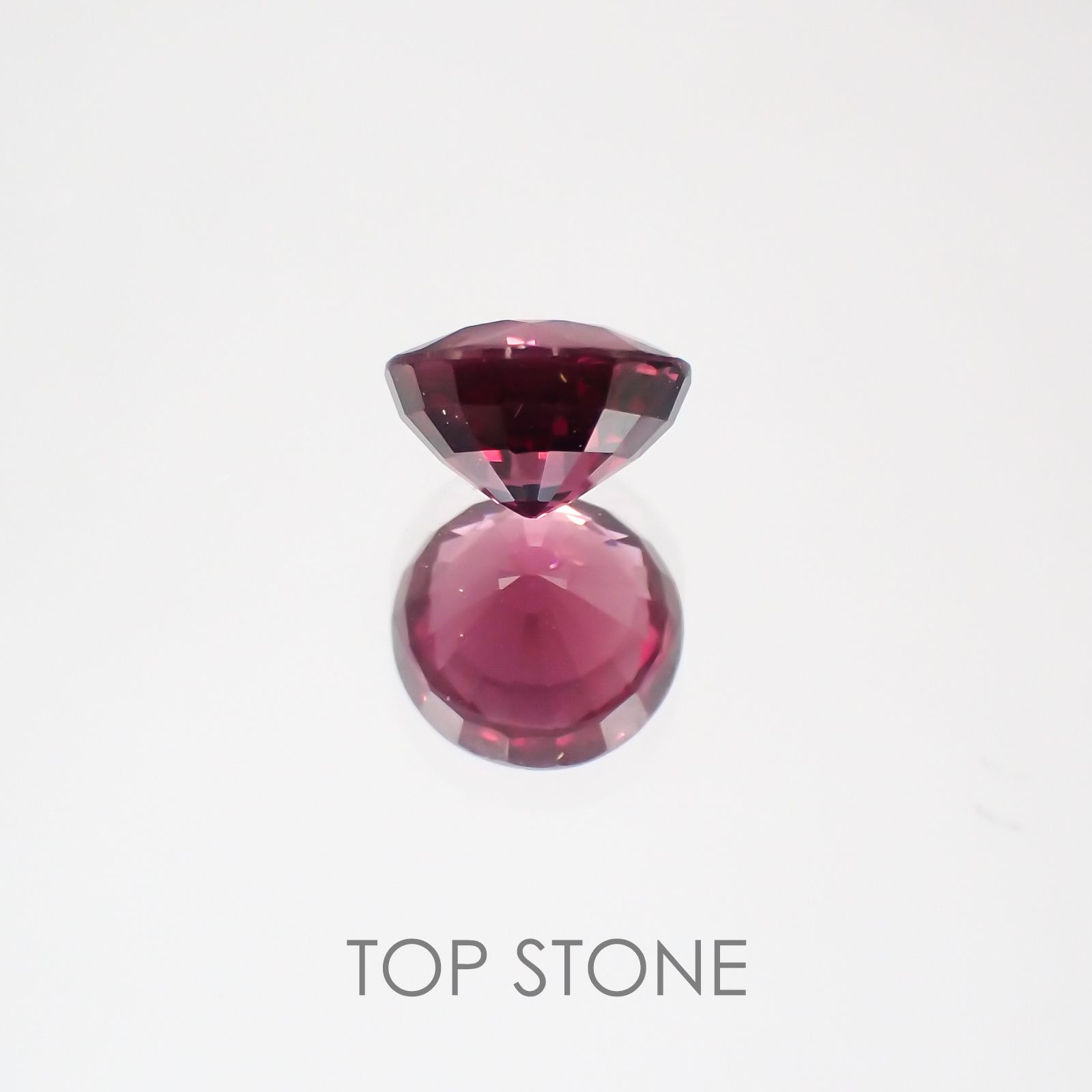 ロードライトガーネット ブラジル産 ルース 0.94ct[21019671]5.6×5.6mm前後