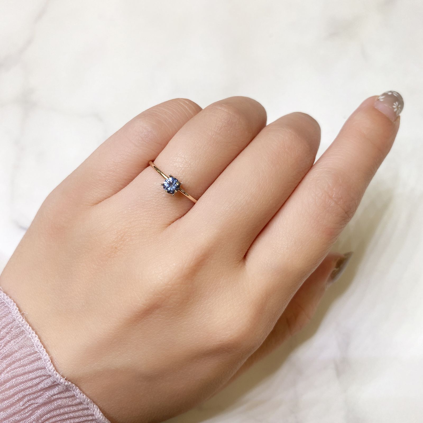 グレイッシュブルースピネル(宝石名スピネル) ビルマ産 0.29ct 識別済[211013477]4.1×4.1mm前後