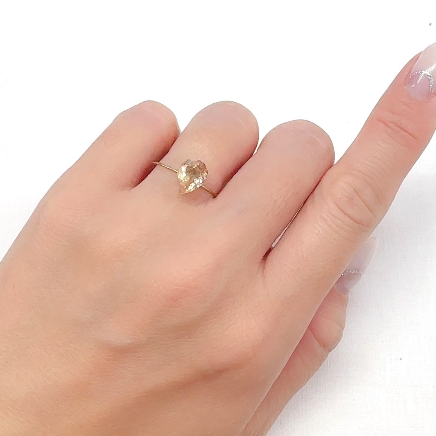 オレゴンサンストーン アメリカ・オレゴン州産 1.50ct[240627880]9x6.7mm前後
