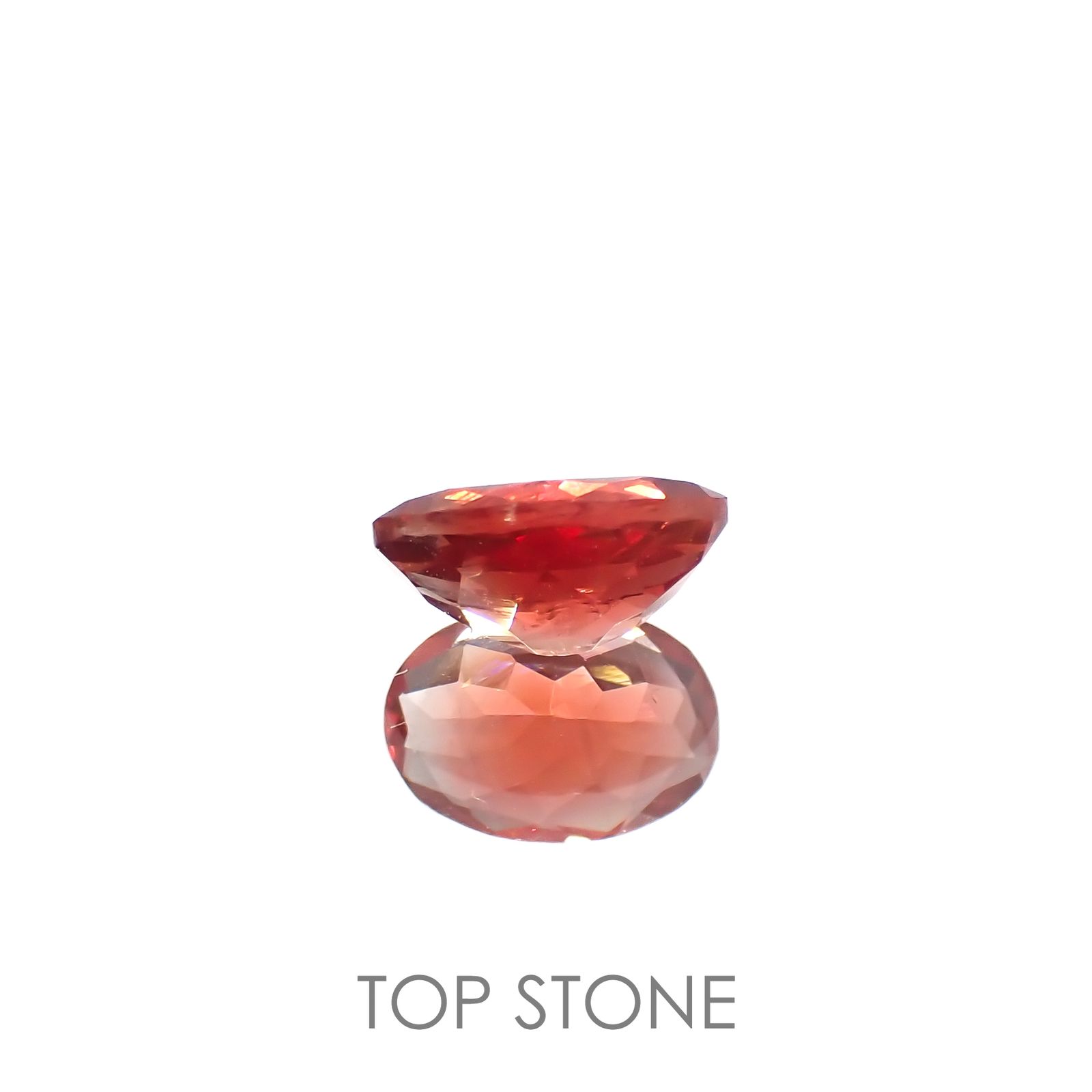 レッドラブラドライト(宝石名ラブラドライト)エチオピア産 0.68ct 識別済[221018265]6.8x4.9mm前後