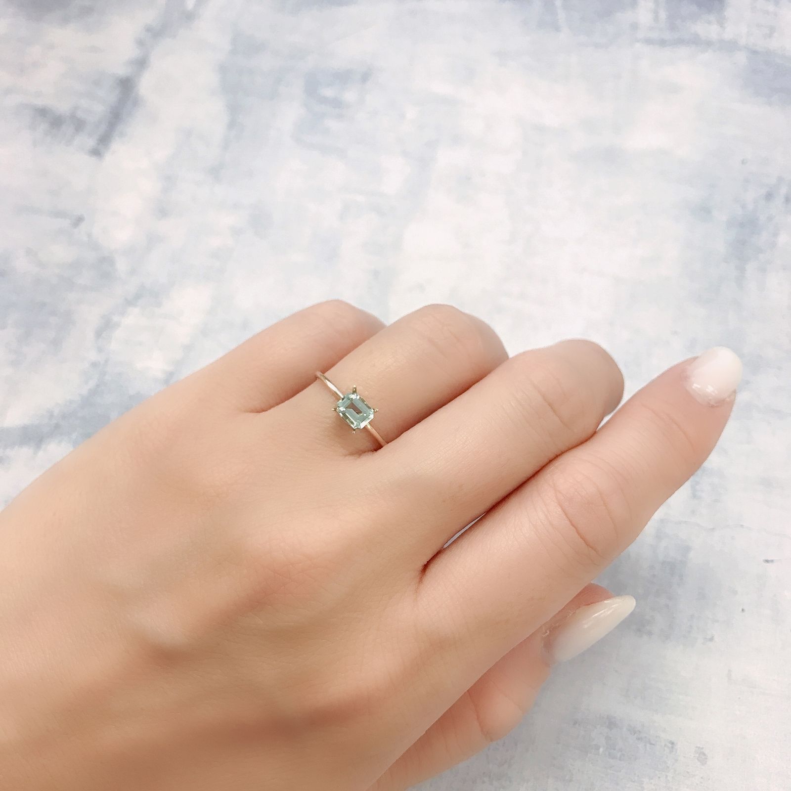 ミントベリル  ブラジル産 0.45ct[220616676]5.4x4mm前後