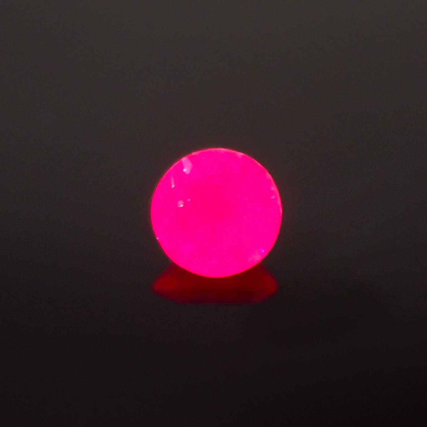 ルビー(宝石名ルビー)タイ/ミャンマー産 0.13ct 識別済[230321298]2.9x2.8mm前後