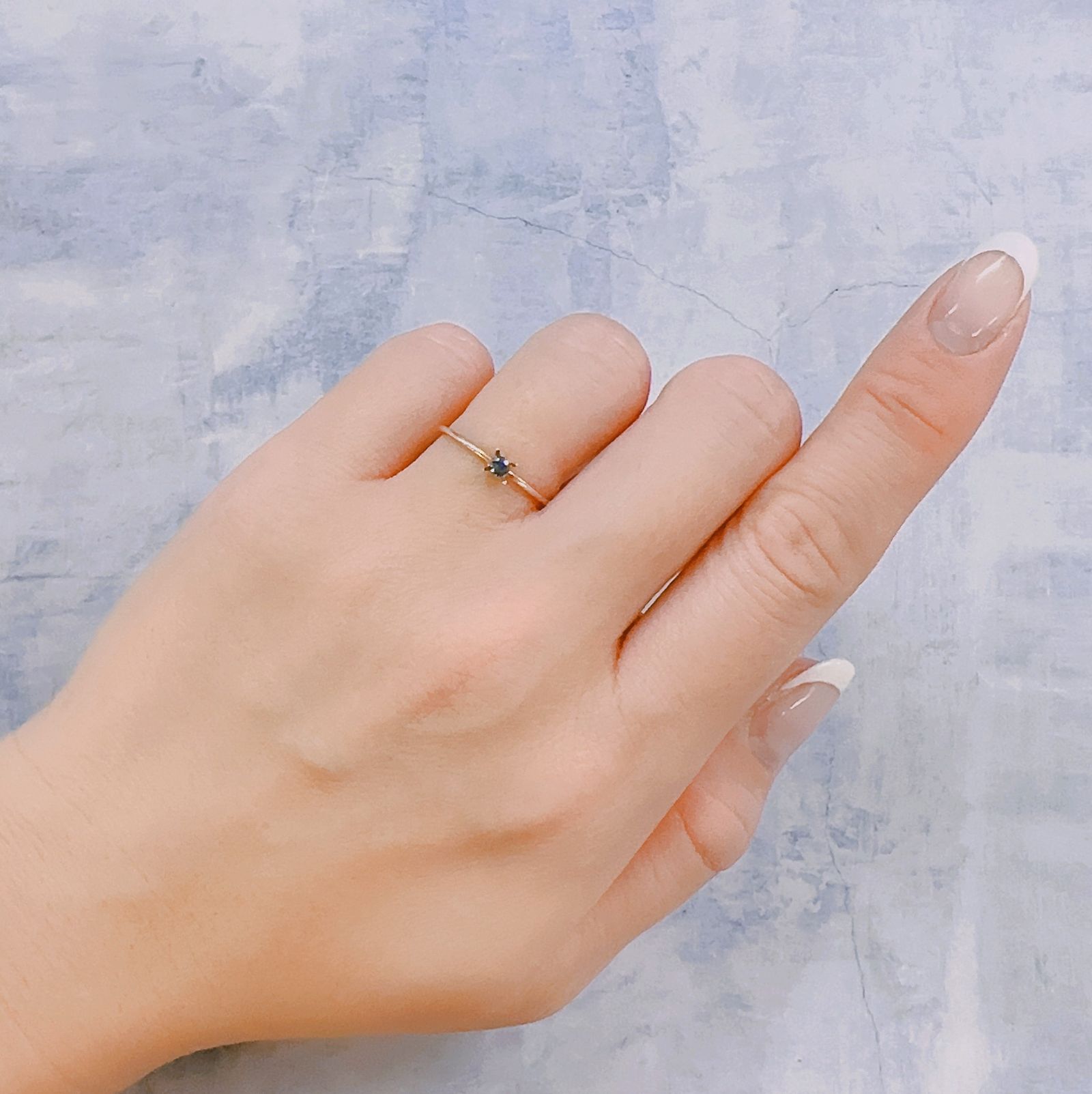 カラーチェンジガーネット アレキタイプ(宝石名ガーネット)マダガスカル・ベキリー産 0.078ct 識別済[221219422]2.5x2.4mm前後