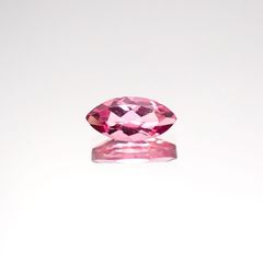 ホットピンクスピネル(宝石名ピンク・スピネル)タンザニア産 0.44ct 識別済[230823042]7.2x3.5mm前後