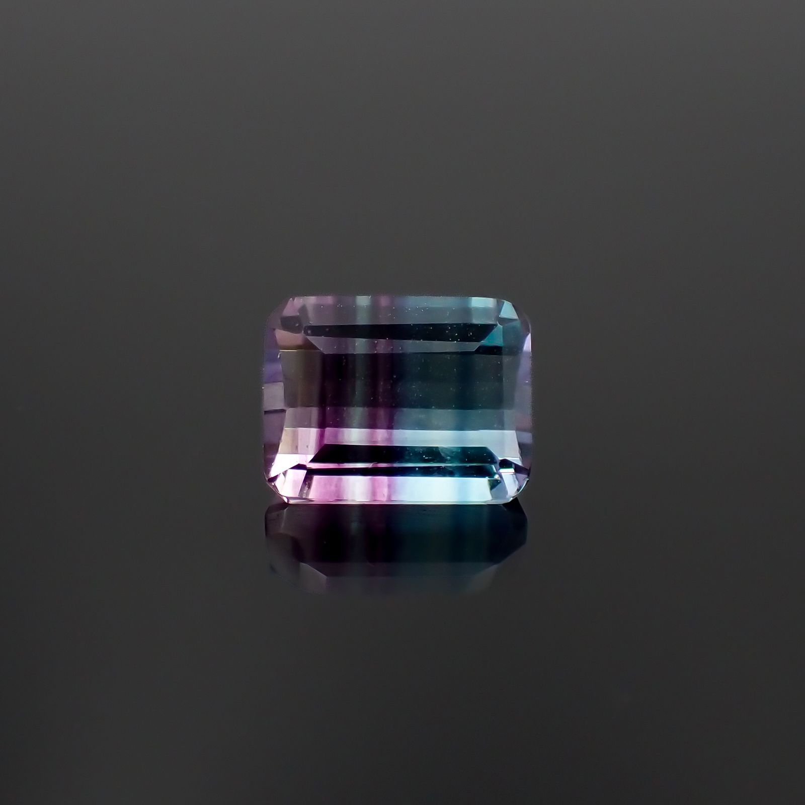 パーティカラーフローライト ブラジル産 3.14ct[230321182]9x7mm前後