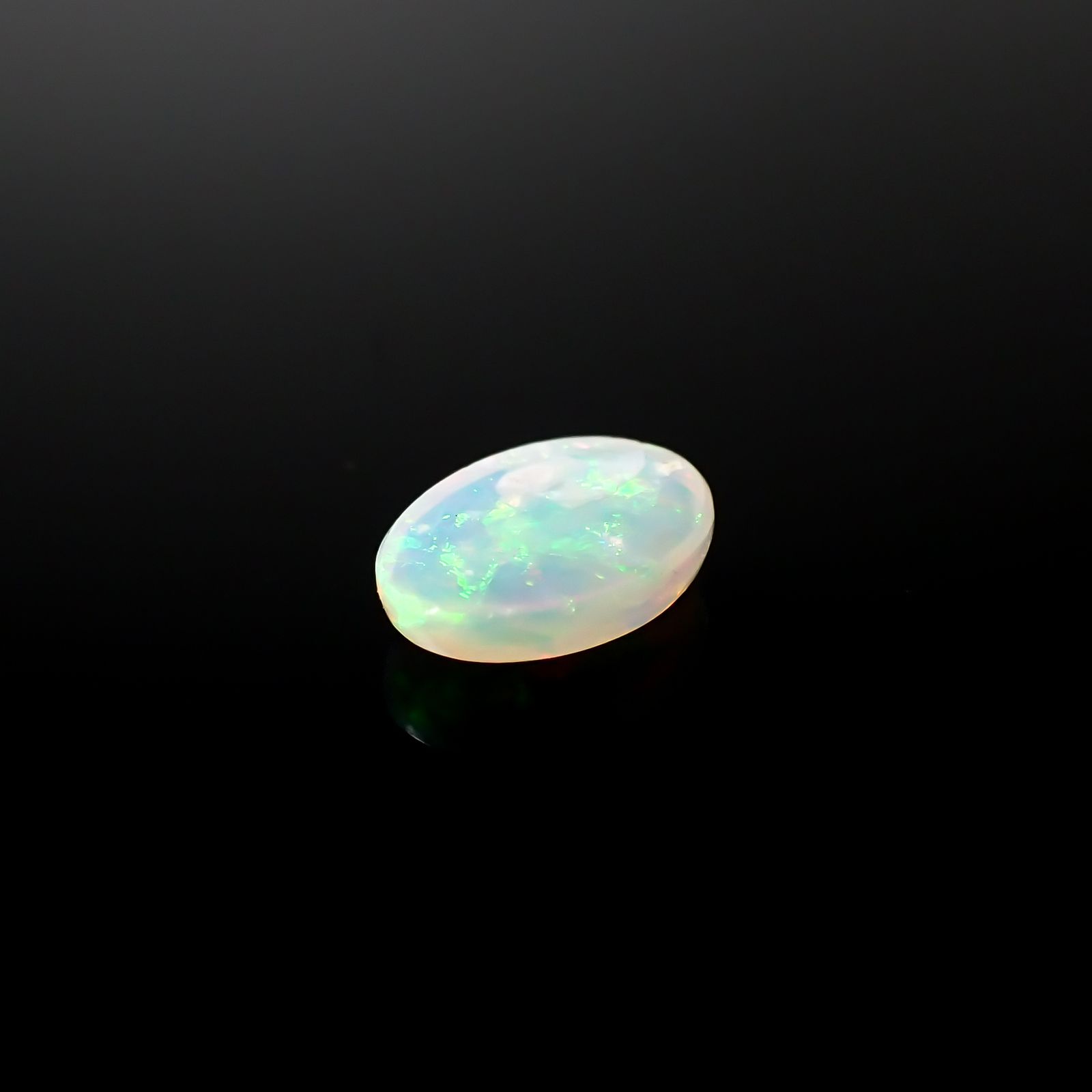 オパール オーストラリア産 0.50ct[240427331]7.3x5.2mm前後