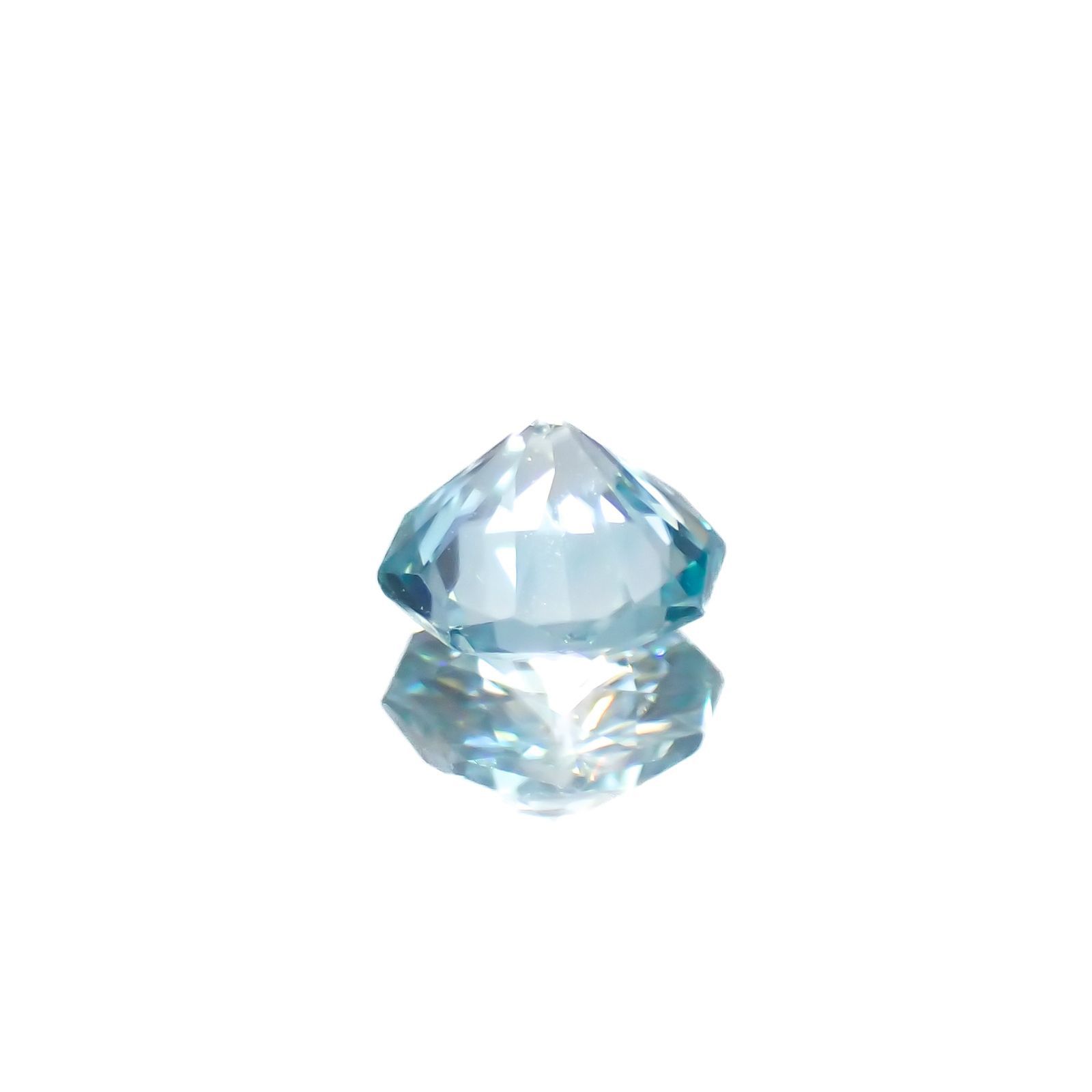 ◇オクタゴンカット◇アイスブルージルコン(宝石名ジルコン)カンボジア産 0.66ct 識別済[230320858]4.9x4.8mm前後