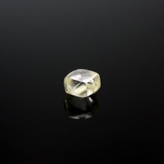 ソーヤブルダイヤモンド 原石 0.23ct[240326747]3.4x3.1mm前後