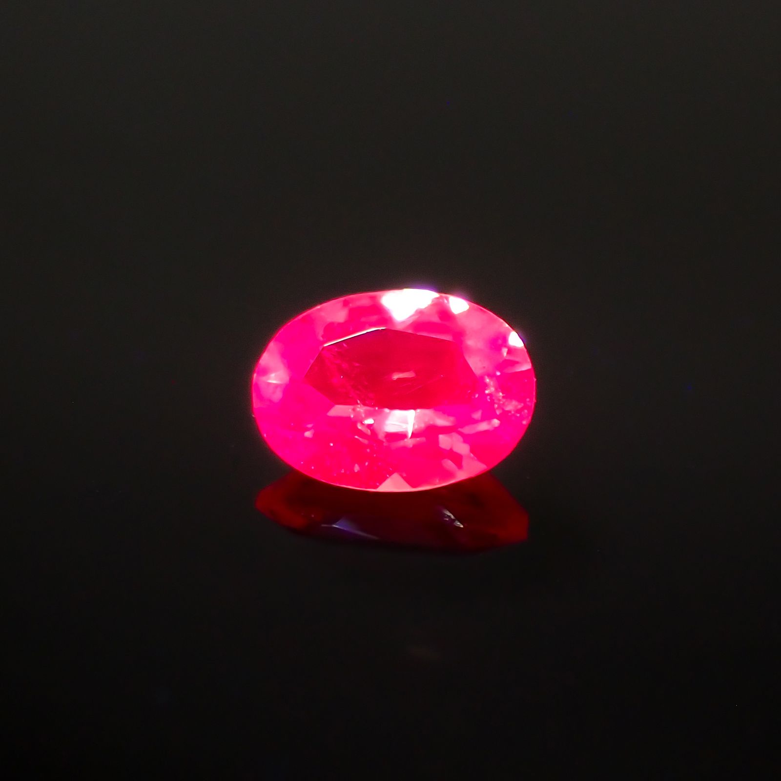 ピンクスピネル パパラチャカラー タンザニア産 0.17ct[230421856]4.1x3mm前後