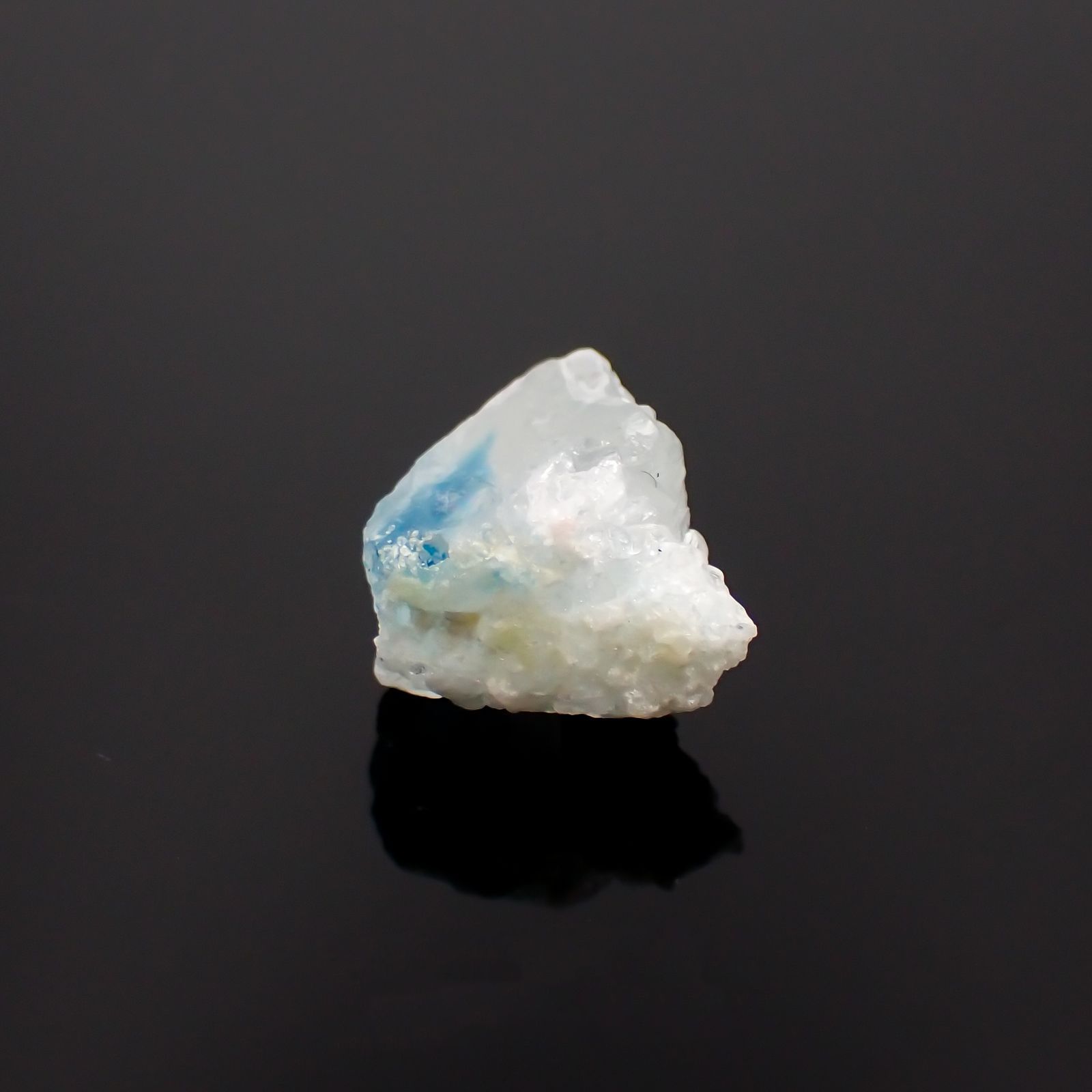 ユークレース原石 ブラジル産 5.56ct[221219672]12x11.4mm前後