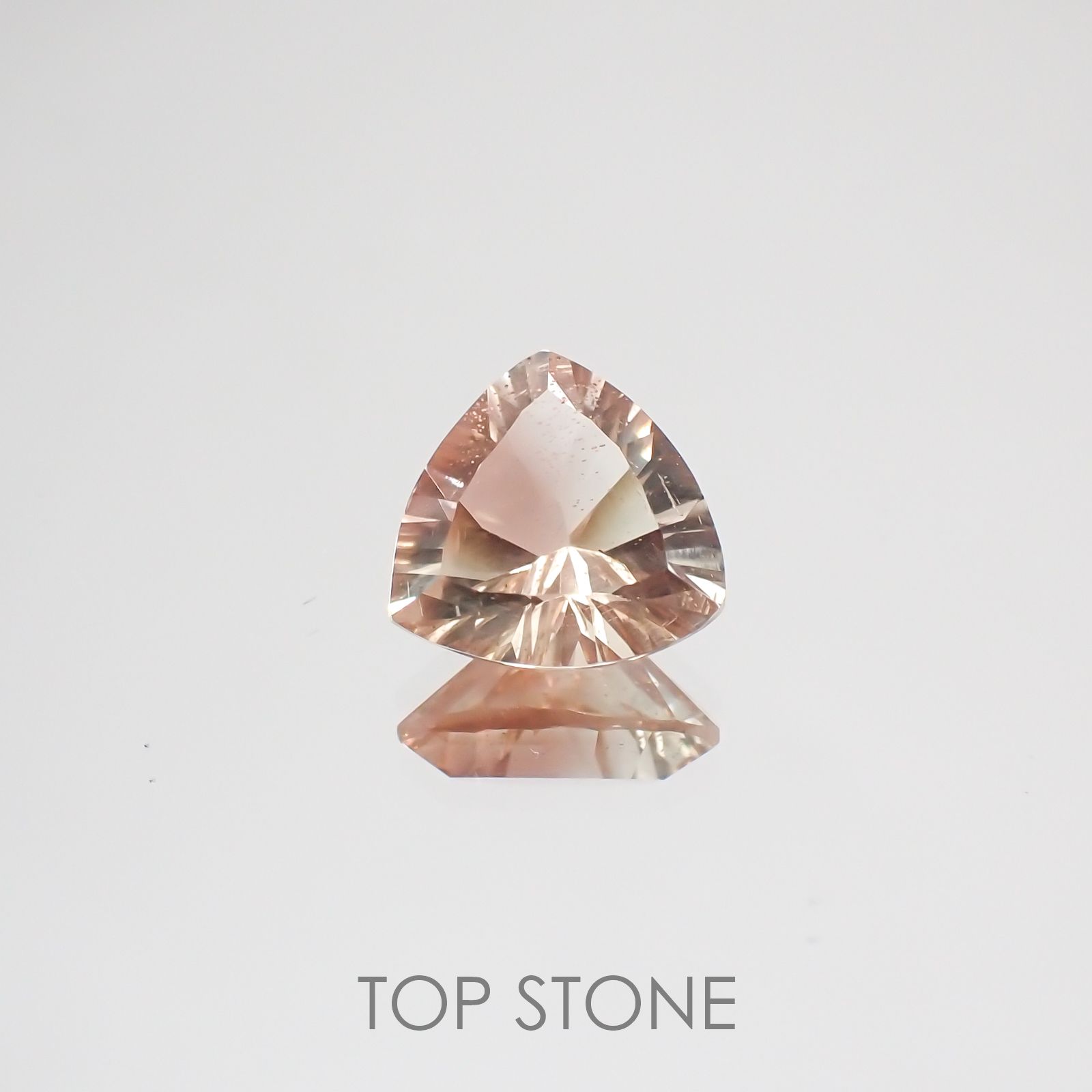 オレゴンサンストーン アメリカ産 ルース 1.46ct[210410425]8.1×7.8mm前後