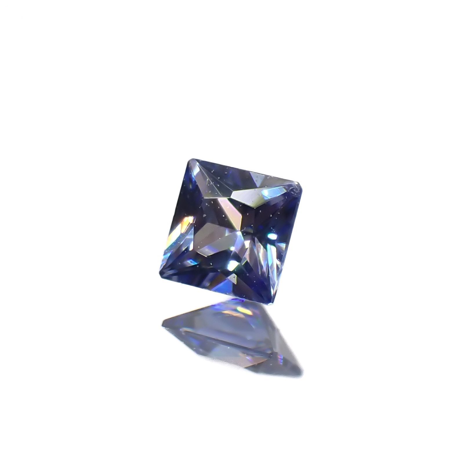 ◇プリンセスカット◇ベニトアイト アメリカ・カリフォルニア州産 0.061ct [221219600]2.2x2.2mm前後