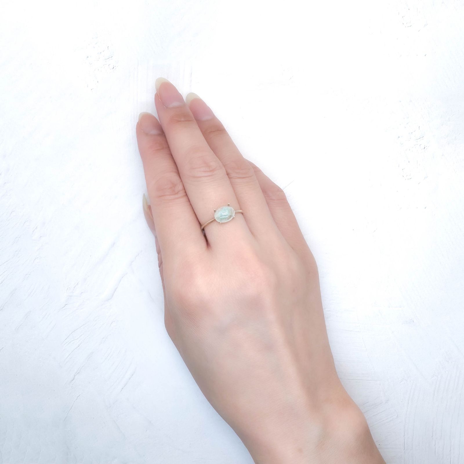 パライバトルマリンインクォーツ(宝石名トルマリンインクォーツ/別名パライバ・トルマリンインクォーツ) ブラジル産 識別済 1.29ct / 8×6.2mm前後 [251011993]