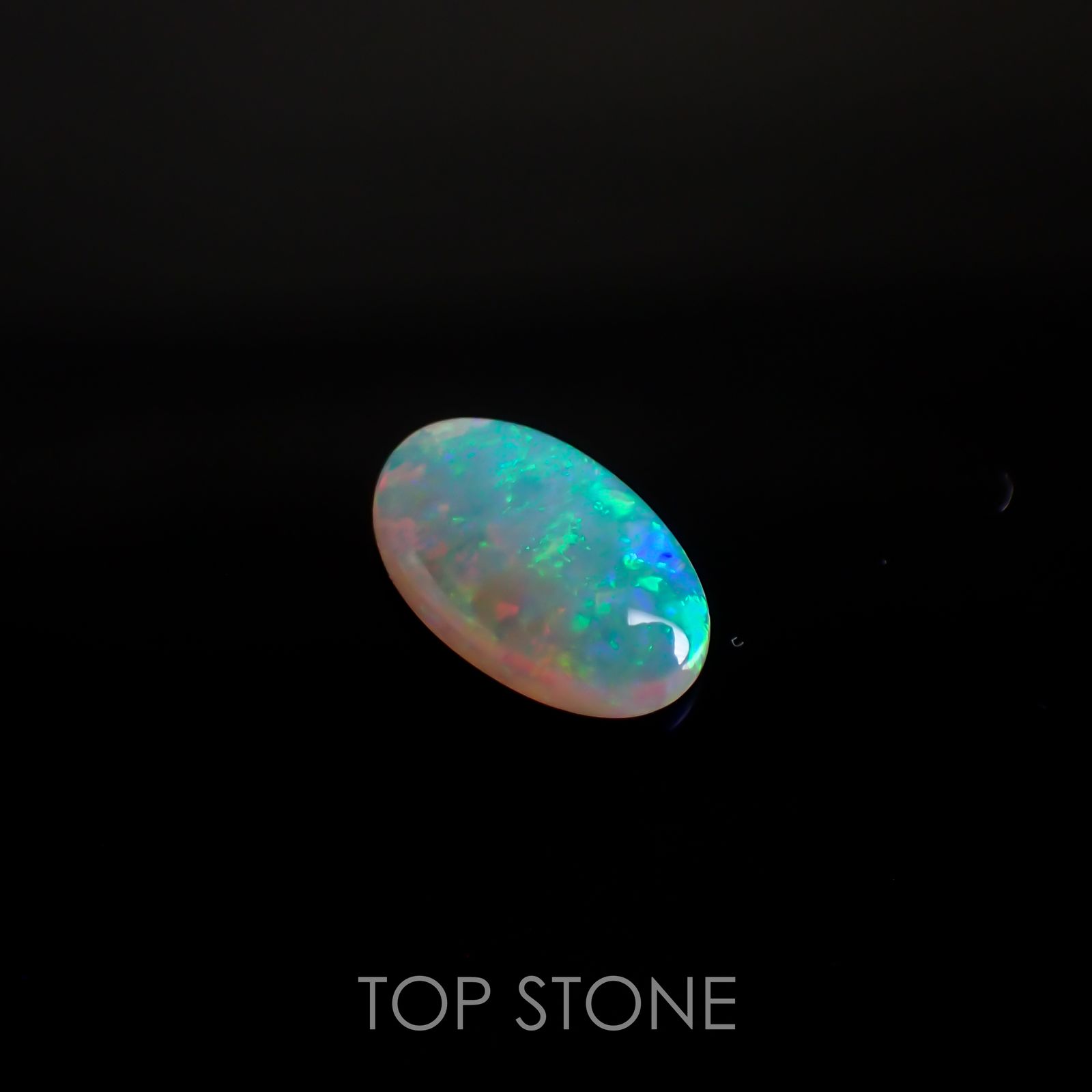 オパール(宝石名ホワイト・オパール) オーストラリア産 1.122ct ソ付(彩珠)[210711336]10.2×6.4mm前後