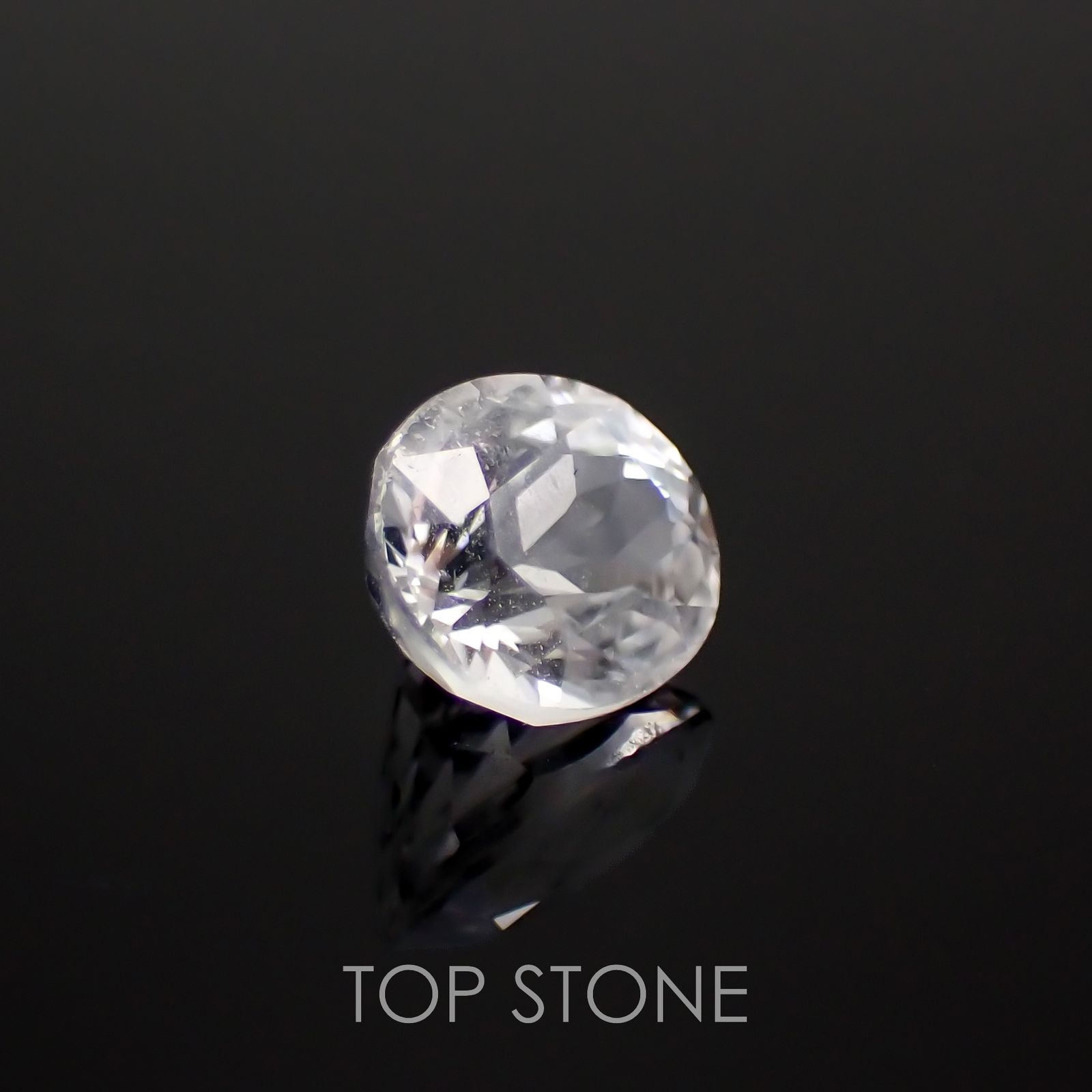 フェナカイト(宝石名フェナカイト)マダガスカル/ブラジル産 1.01ct 識別済[221119128]6.6x5.5mm前後