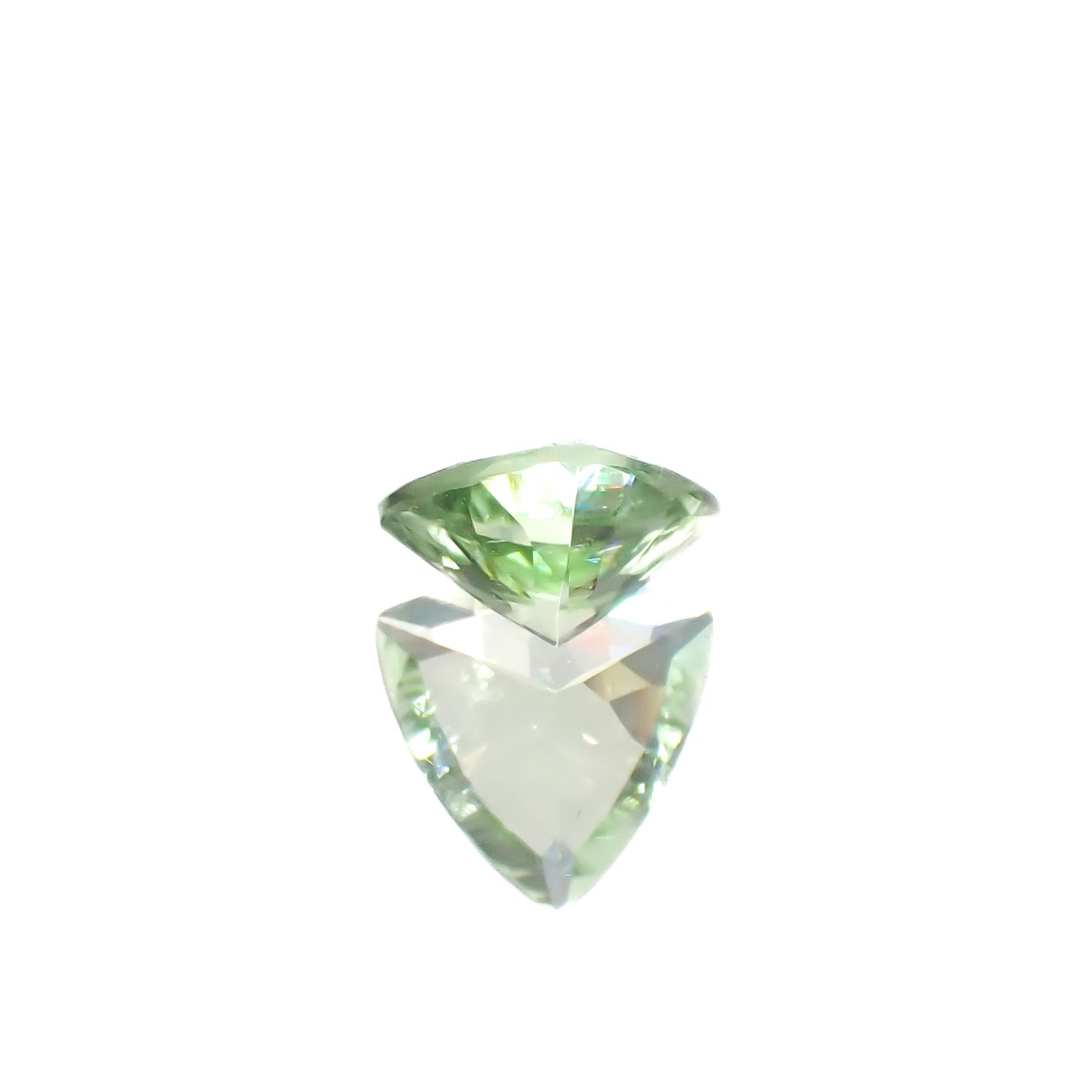 ミントペリドット パキスタン/ノルウェー産 0.86ct[240728558]6.8x7.1mm前後