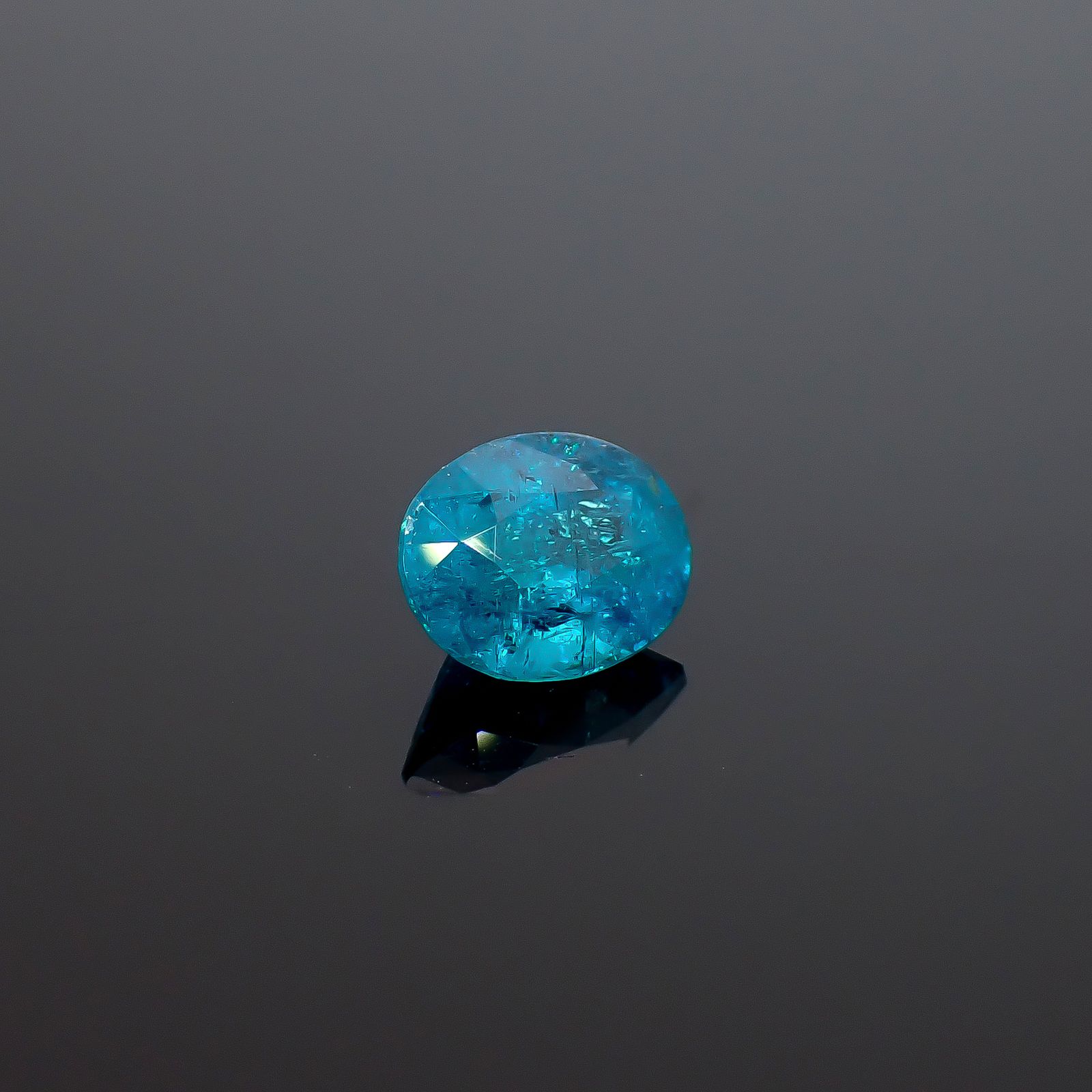 パライバトルマリン(宝石名トルマリン/別名パライバ・トルマリン)エチオピア産 GIA鑑付 1.24ct / 7.85x6.19mm前後 [260933198]