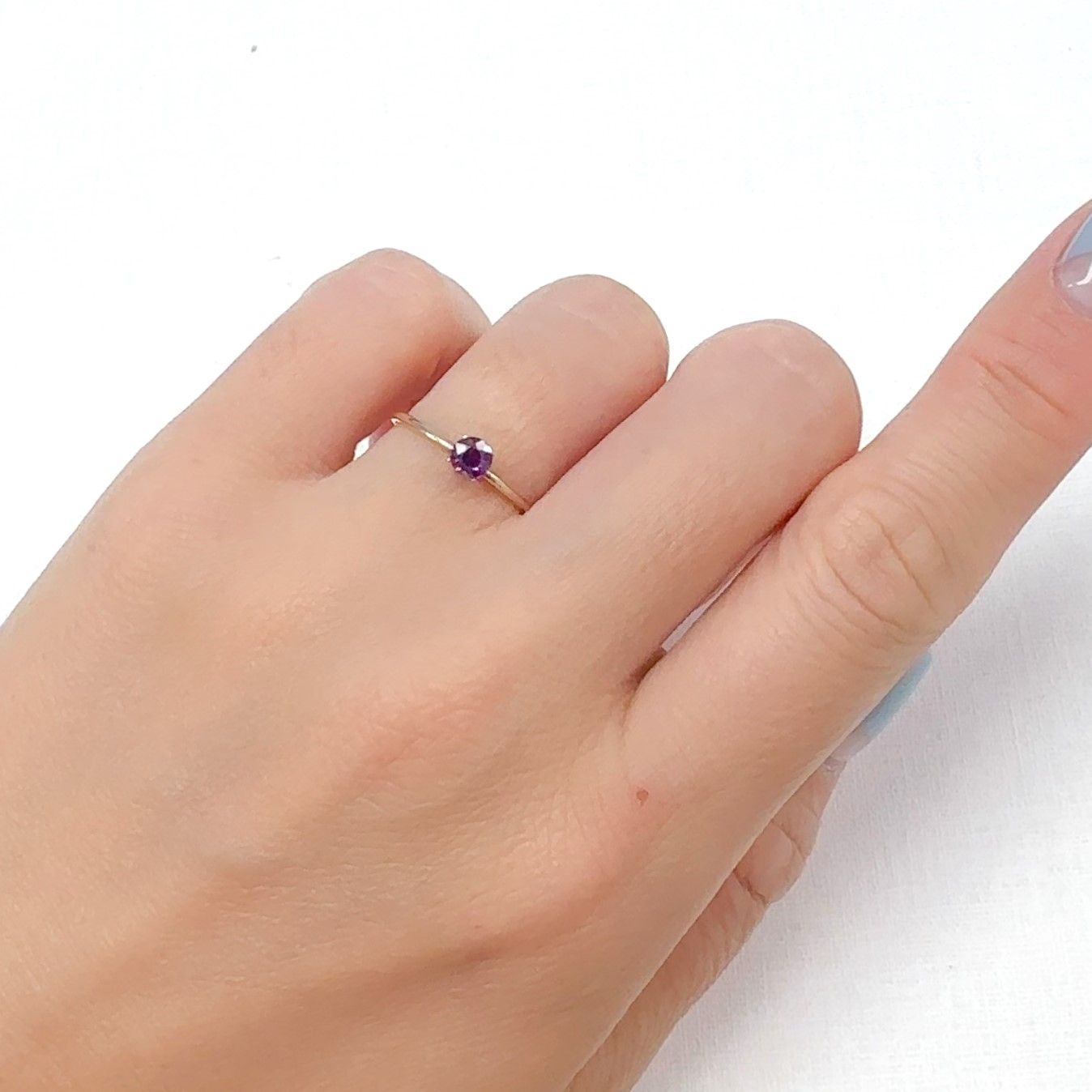 ウィンザーサファイア タンザニア・ウィンザー産 0.35ct[240928681]3.9x3.9mm前後