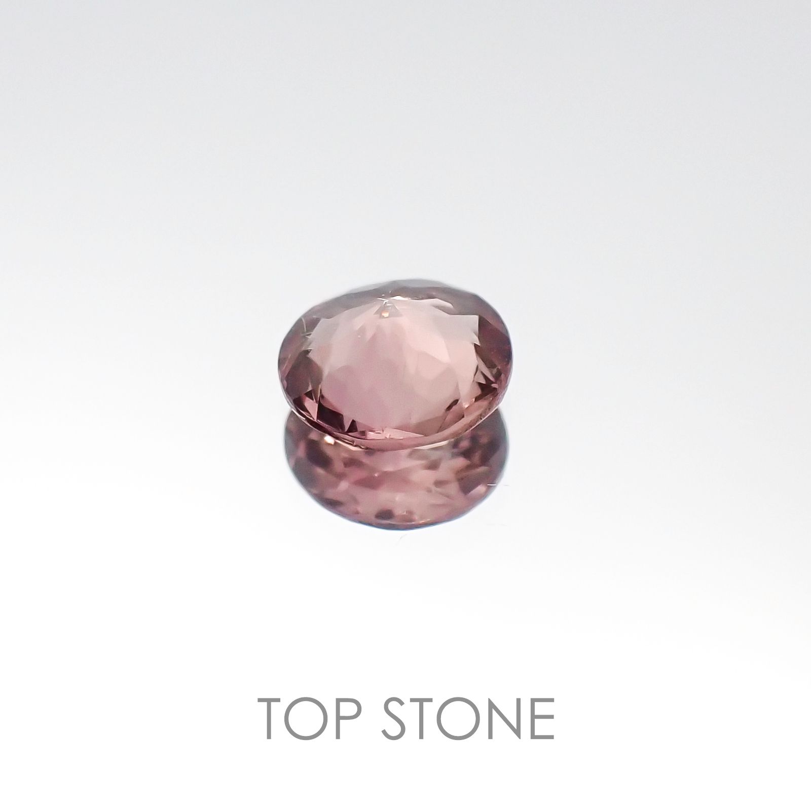 カラーチェンジマラヤガーネット タンザニア産 ルース 0.45ct[20096100]5×4.9mm前後