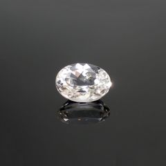 カラーレススポジュミン(宝石名ホワイト・スポジュミン) ブラジル産 1.52ct 識別済[210912627]7.9×5.9mm前後