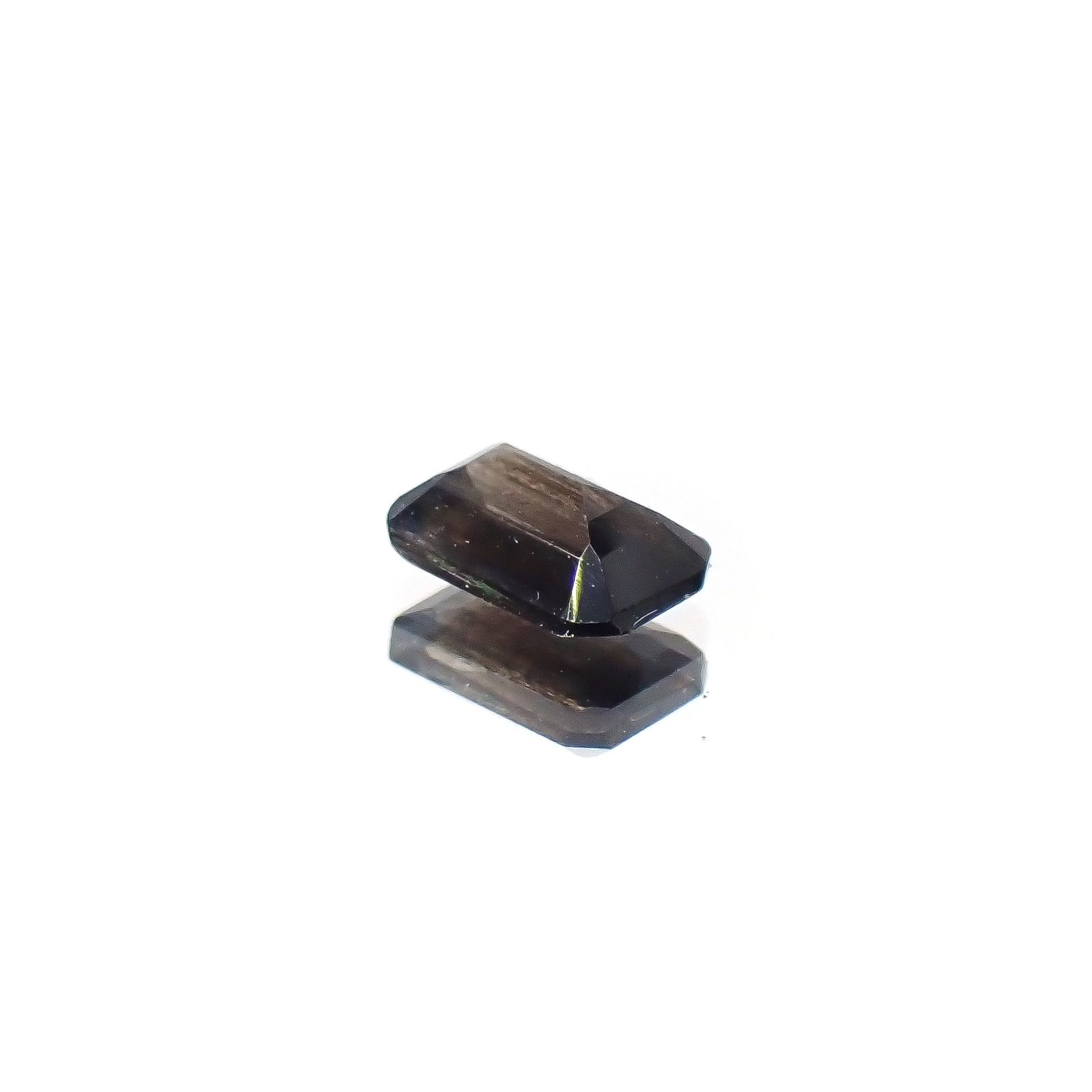 レインボースキャポライト ブラジル産 0.54ct [240326863]6x3.9mm前後