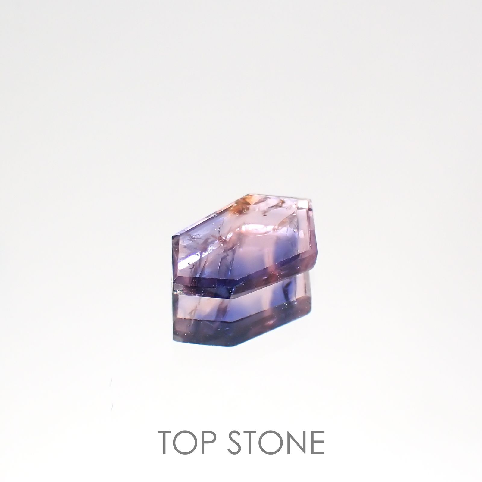 ◇カスタムカット◇ウィンザーサファイア(宝石名サファイア)タンザニア・ウィンザー産 1.02ct 識別済[220515945]8.4x5.1mm前後