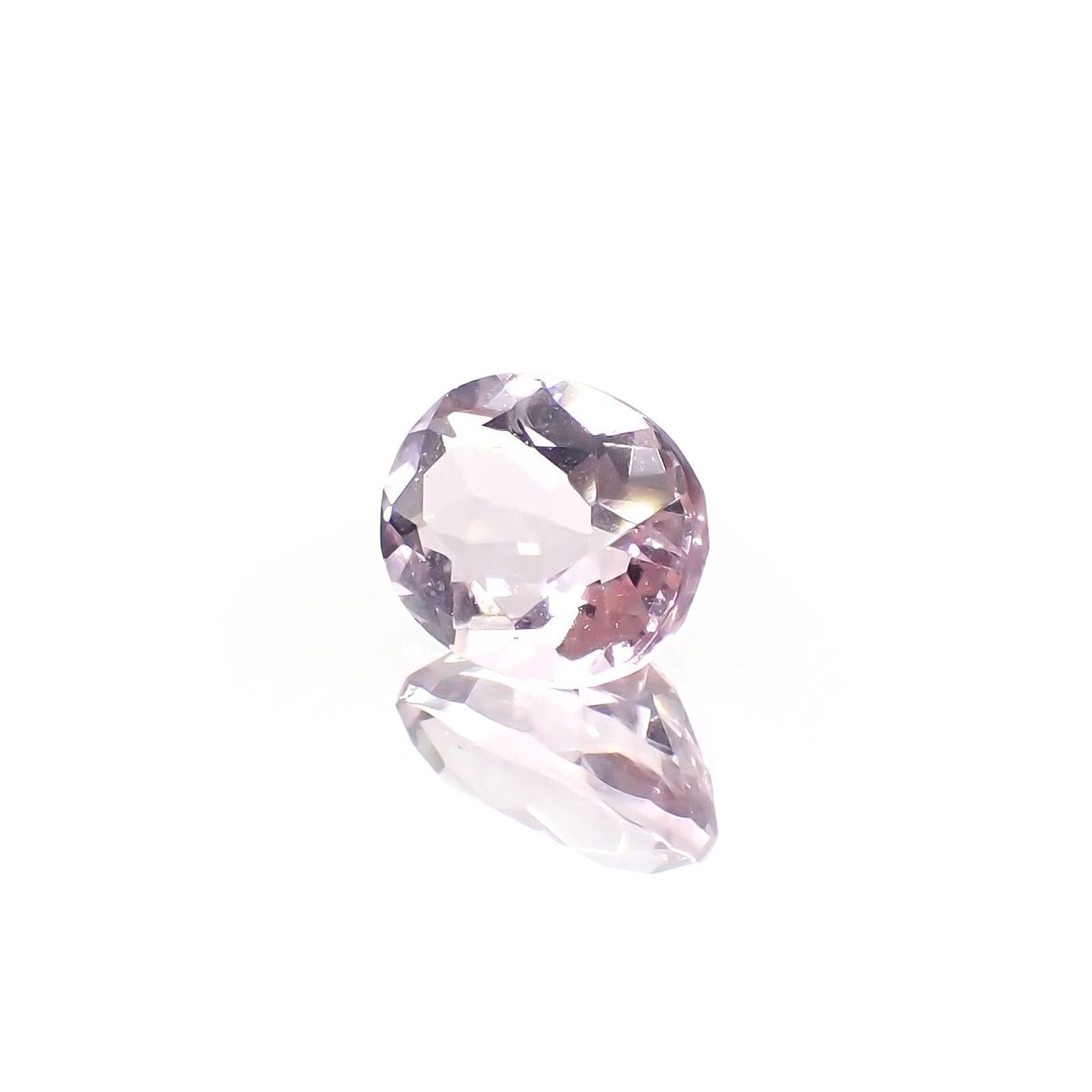 ピンクフローライト(宝石名フルオライト)ブラジル産 識別済 3.56ct / 10.3x8.2mm前後 [220115136]