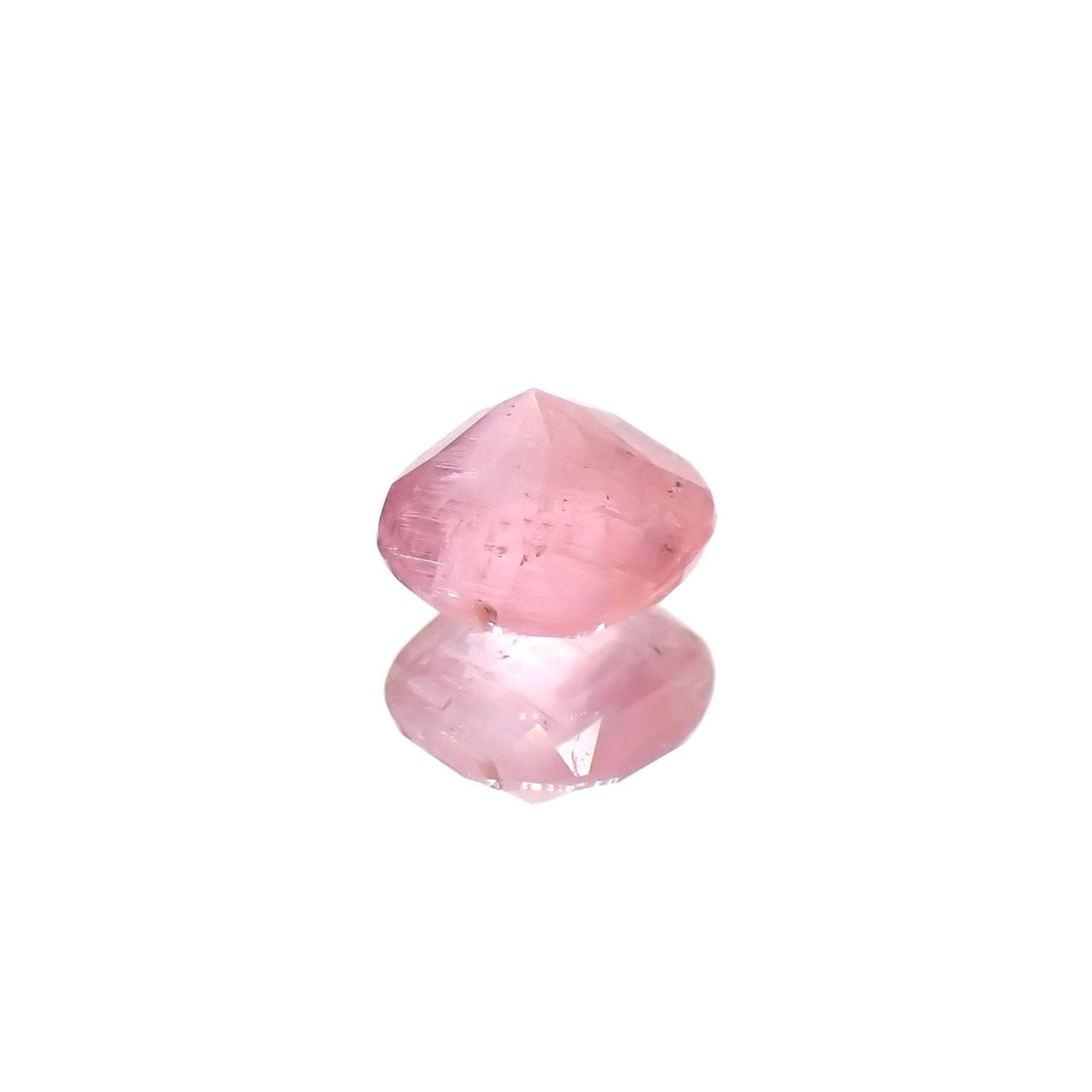 ペツォッタイト(宝石名ペツォッタイト)マダガスカル産 識別済 0.23ct / 3.8x3.7mm前後 [231023645]