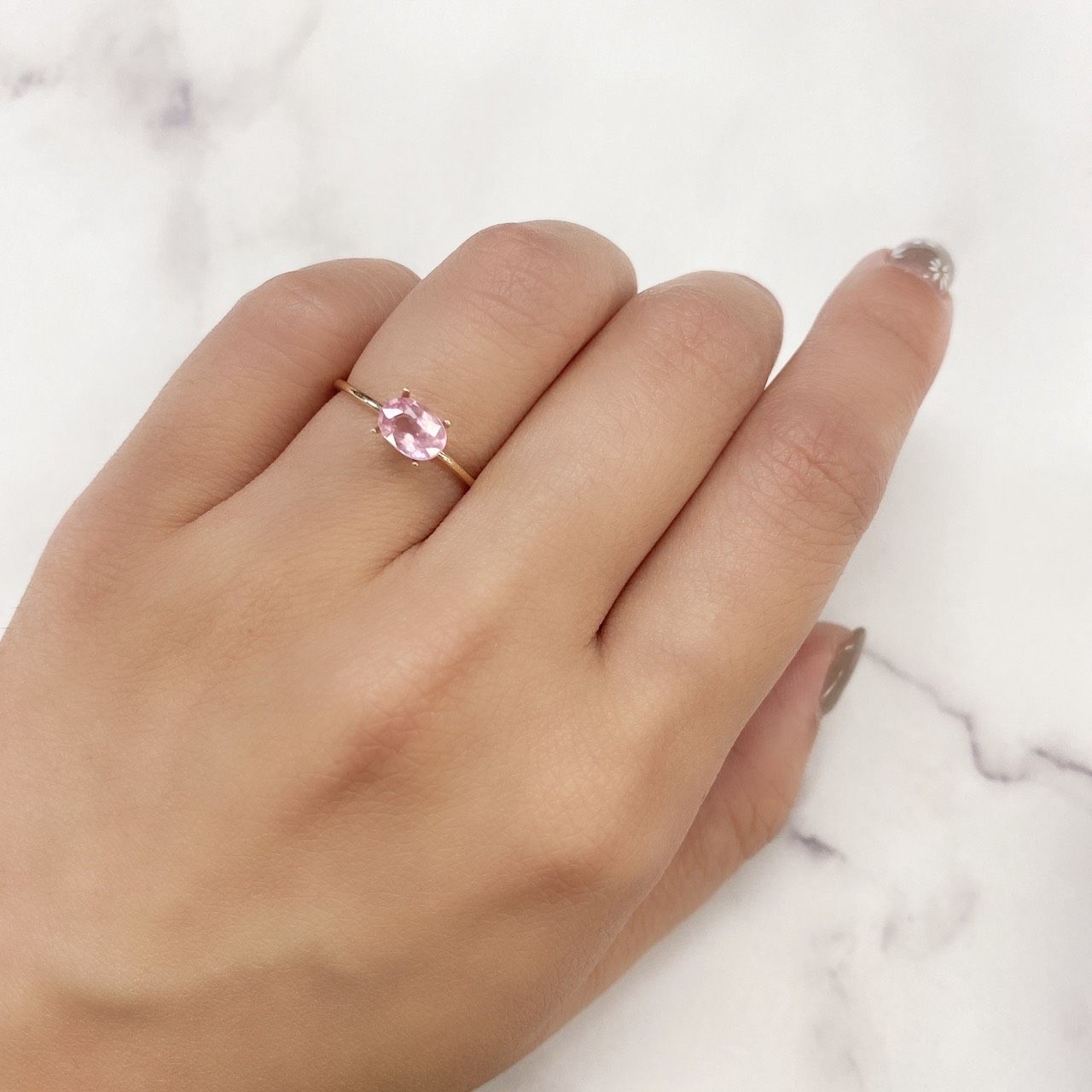 シルキーピンクスピネル(宝石名ピンク・スピネル) タンザニア産 0.87ct 識別済[210912898]6.7×4.7mm前後