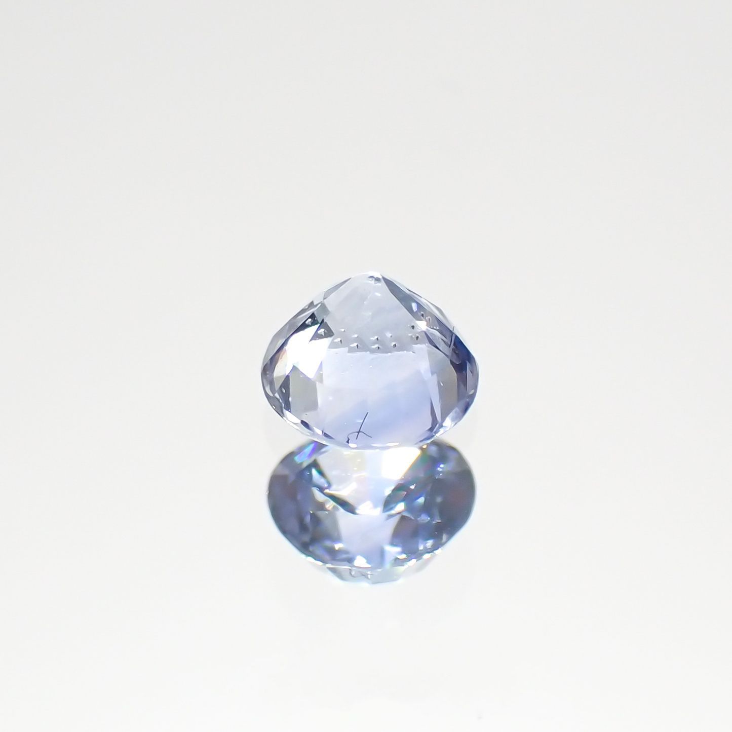アイスブルーサファイア(宝石名サファイア)スリランカ/マダガスカル産 0.30ct 識別済[220515960]3.8x3.8mm前後