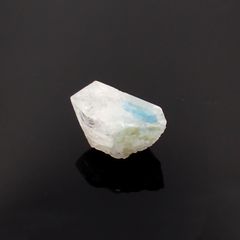 ユークレース原石 ブラジル産 6.23ct[221219673]13.9x7.4mm前後