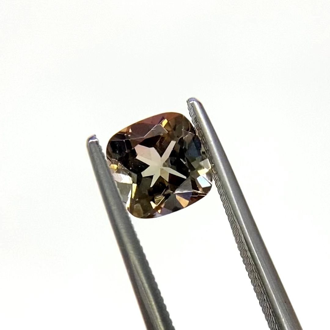 353 バイカラー トルマリン コンゴ産 結晶 原石 353 バイカラー トルマリン コンゴ産 結晶 原石 - メルカリ