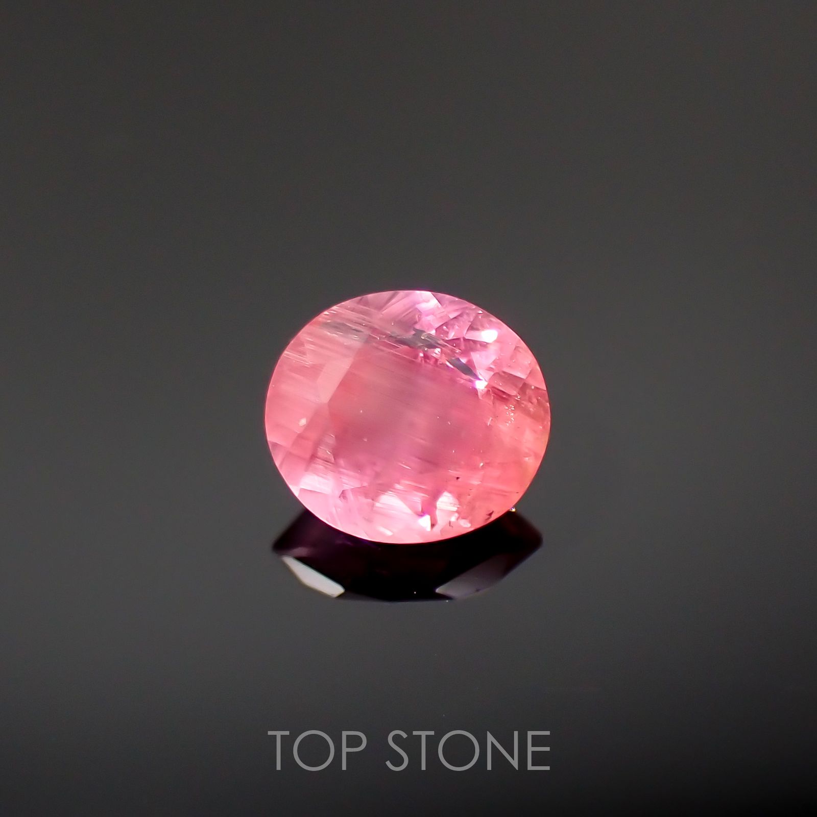 ペツォッタイト(ラズベリル)(宝石名ペツォッタイト) マダガスカル産 0.801ct ソ付(彩珠)[210812616]6×5.3mm前後