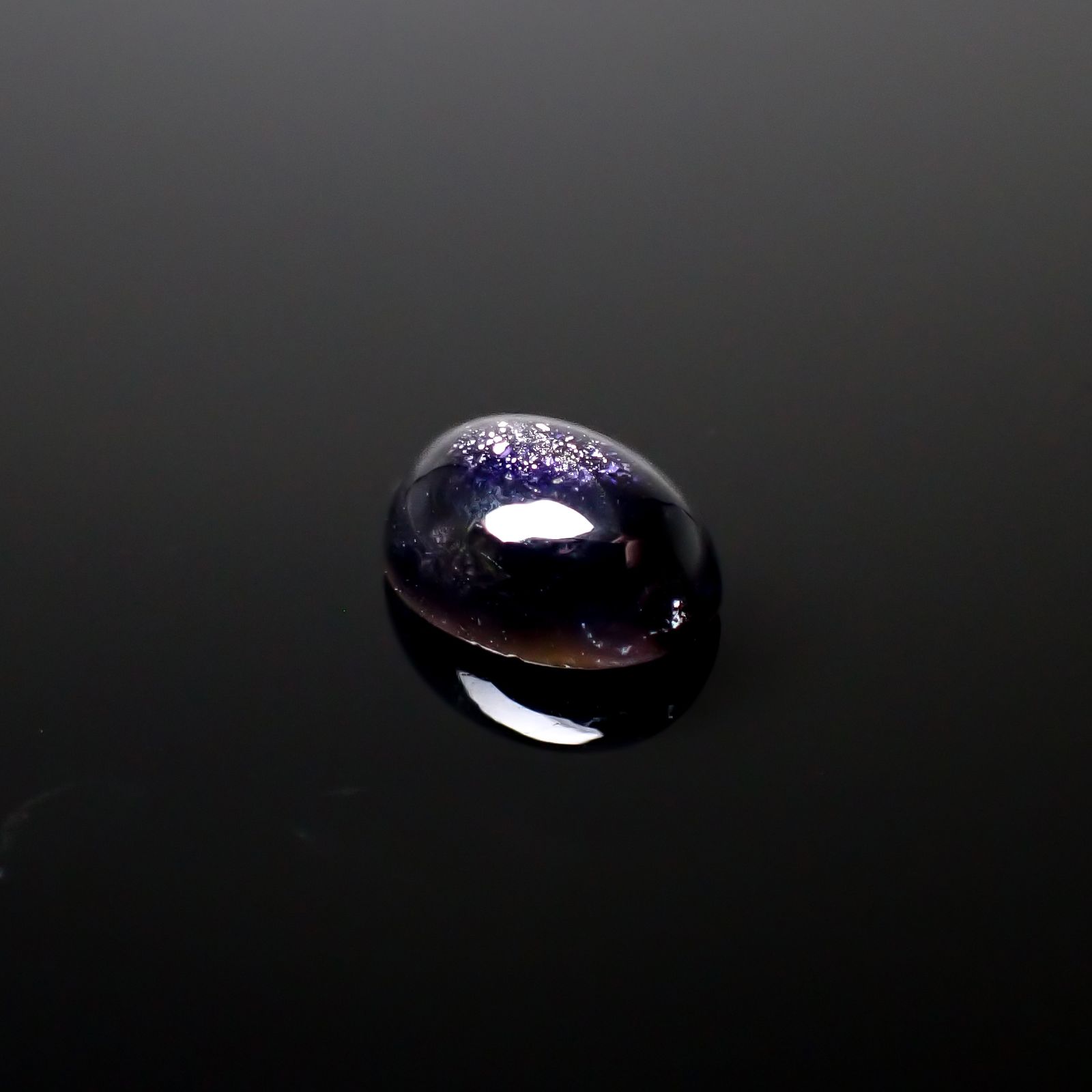 アイオライトサンストーン インド/ブラジル産 1.87ct [250229816]8.9x6.9mm前後