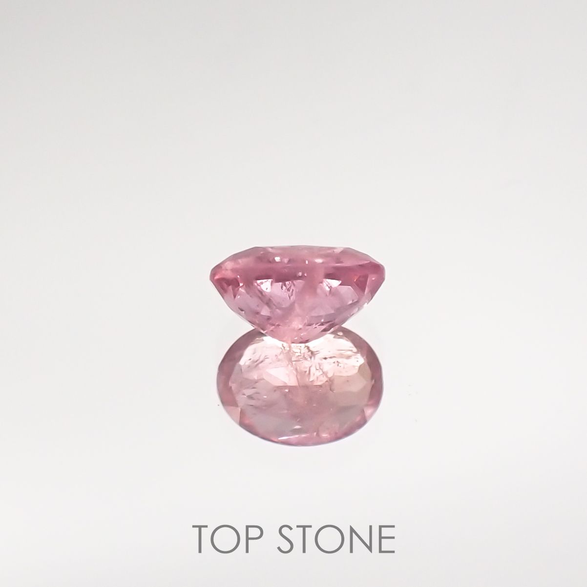 ペツォッタイト(ラズベリル)(宝石名ペツォッタイト) マダガスカル産 0.181ct ソ付(彩珠)[210711802]4×3mm前後