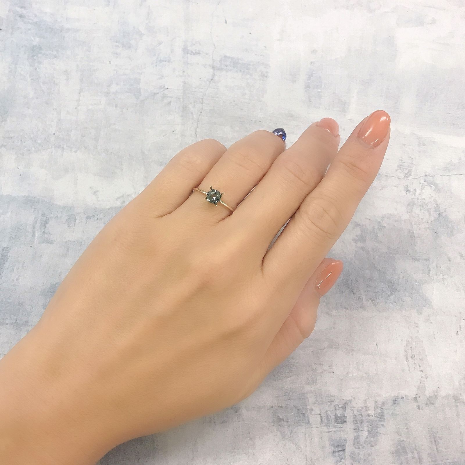 ◇オクタゴンカット◇バイカラーサファイア オーストラリア産 0.61ct[220817497]4.9x4.8mm前後