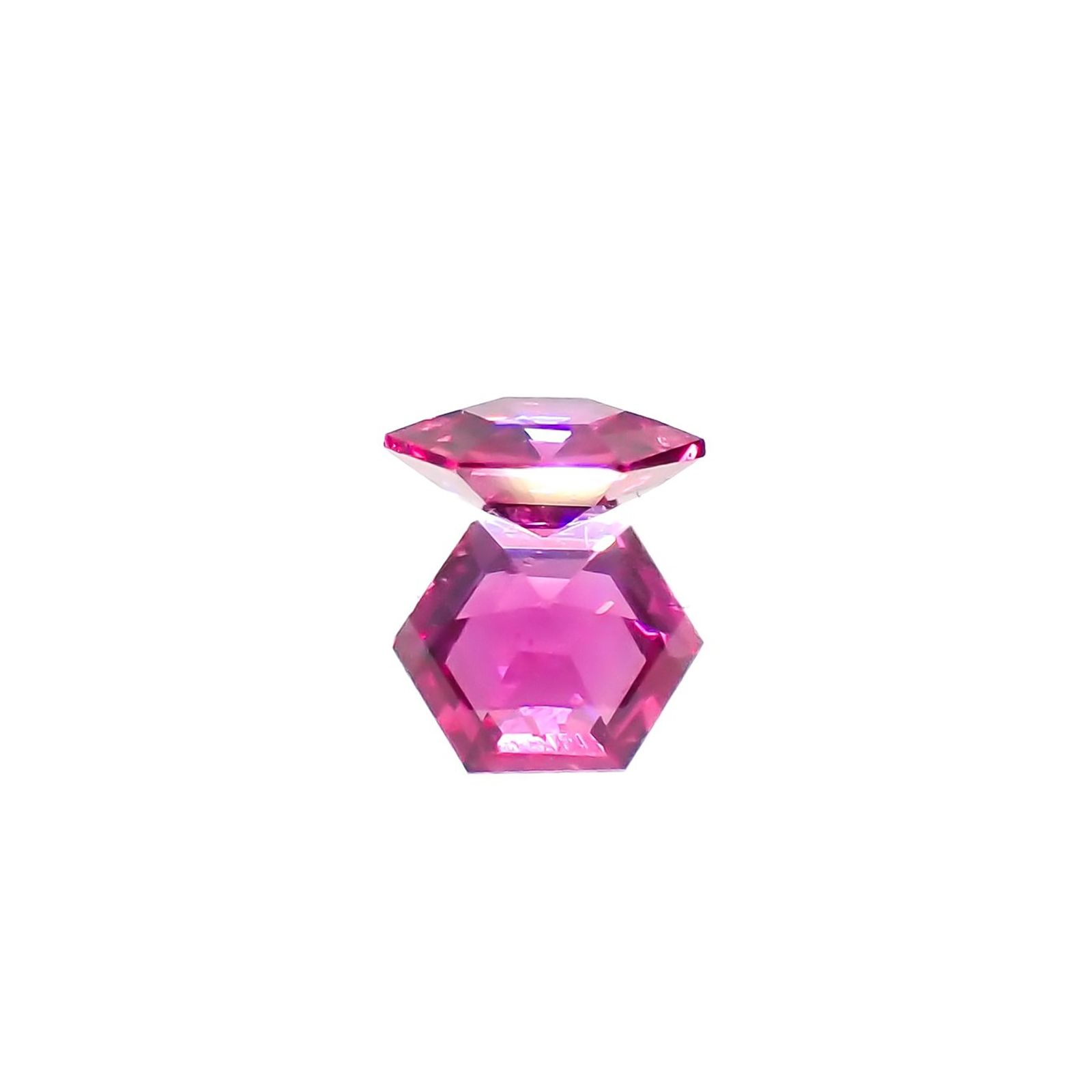 ◇ヘキサゴンカット◇ルビー 非加熱 モザンビーク産 0.18ct / 3.5x3.5mm前後 [240427107]