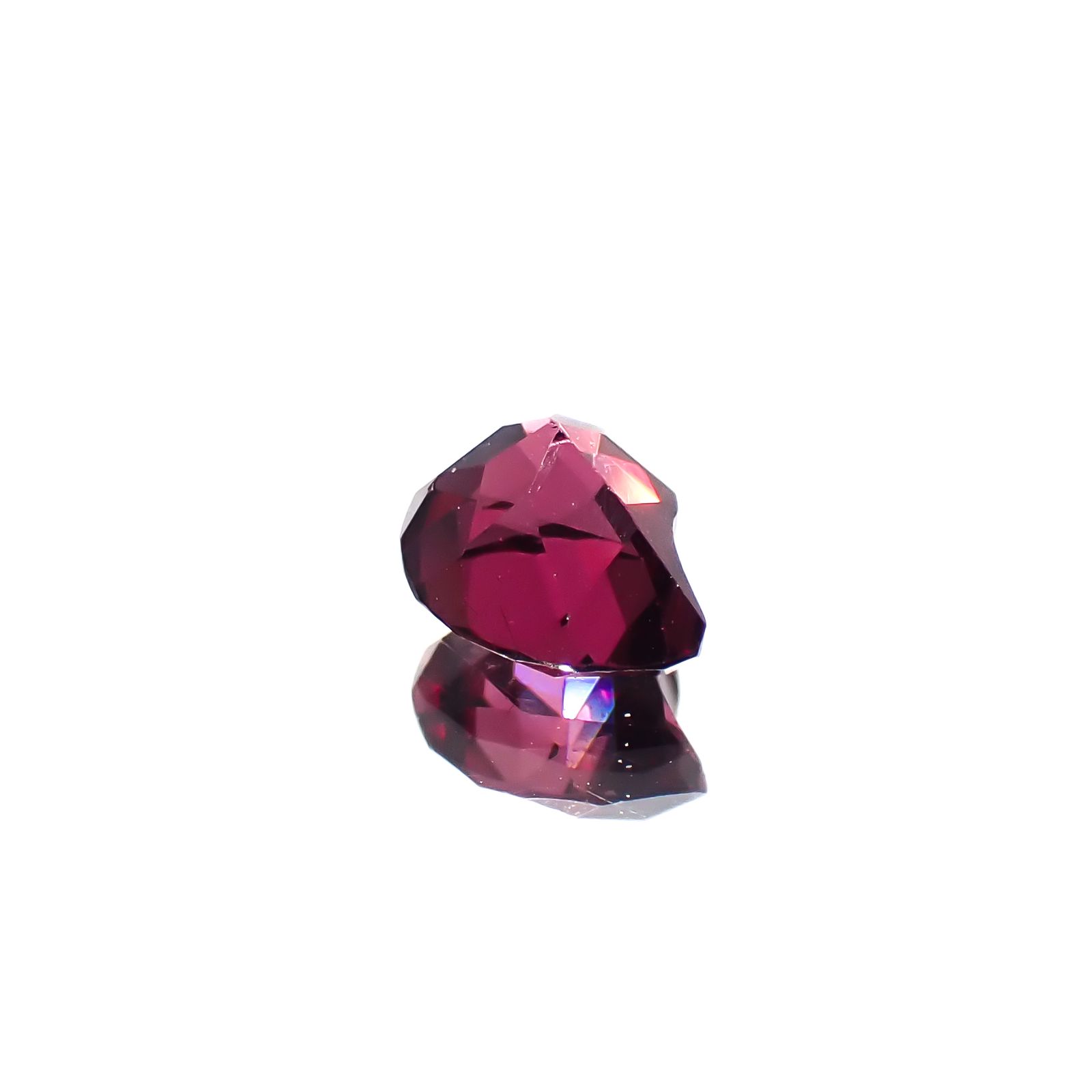 ◇カスタムカット◇パイロープアルマンディンガーネット モザンビーク産 0.84ct[240928953]6.1x5mm前後